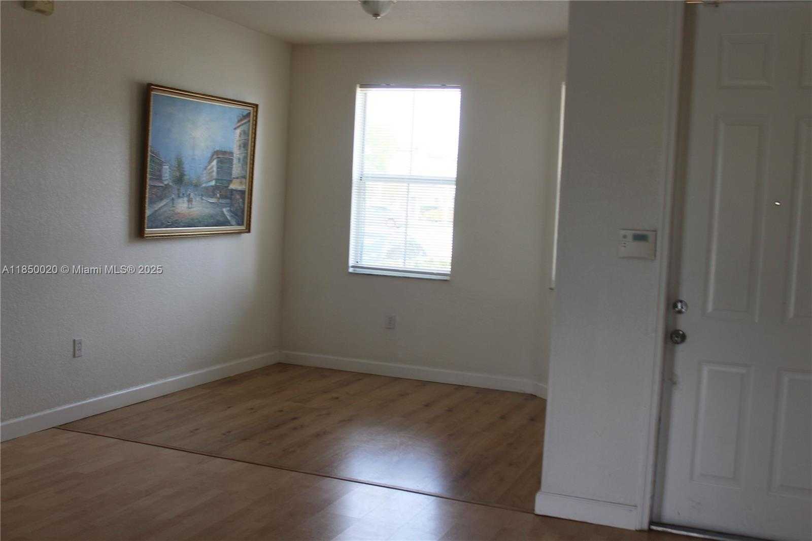 Small Image of 11375 NORTH WEST 77TH LN, Doral Number 5