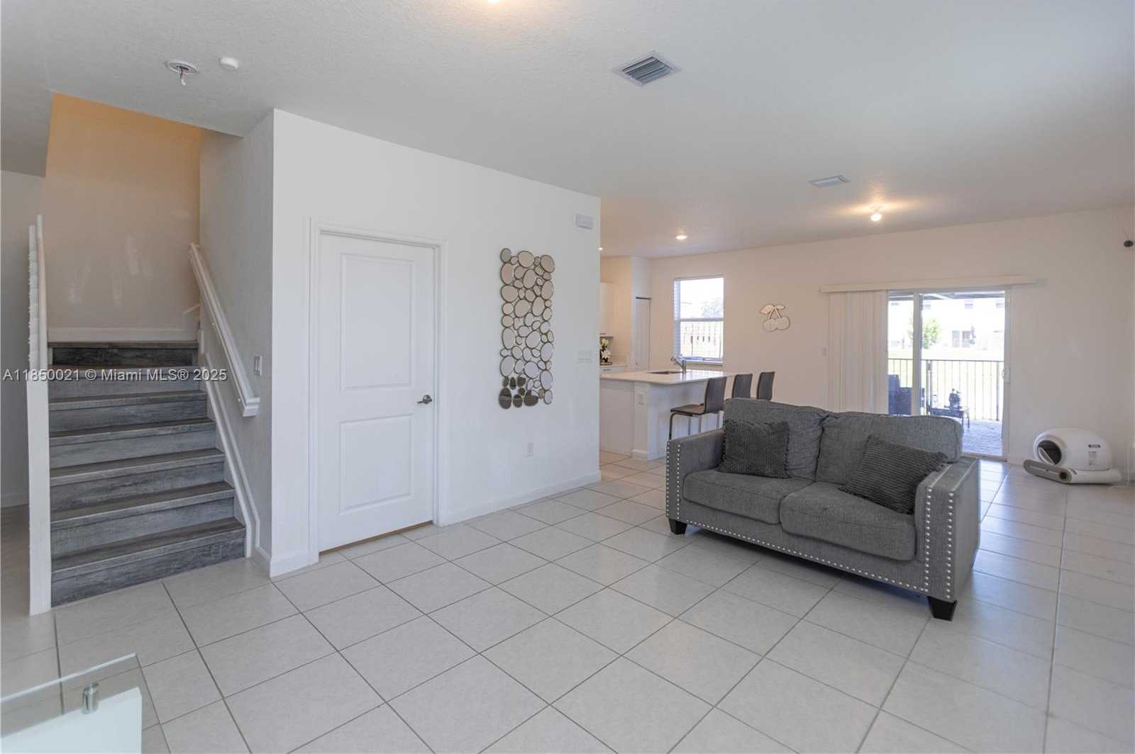 Small Image of 12561 NORTH WEST 23RD PL, Miami Number 16