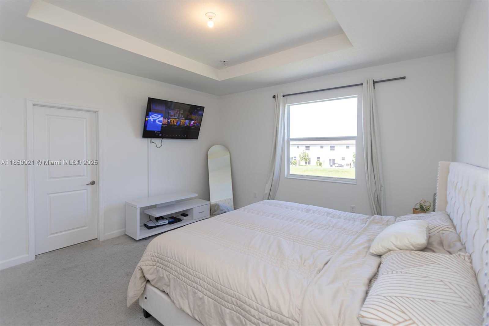 Small Image of 12561 NORTH WEST 23RD PL, Miami Number 18