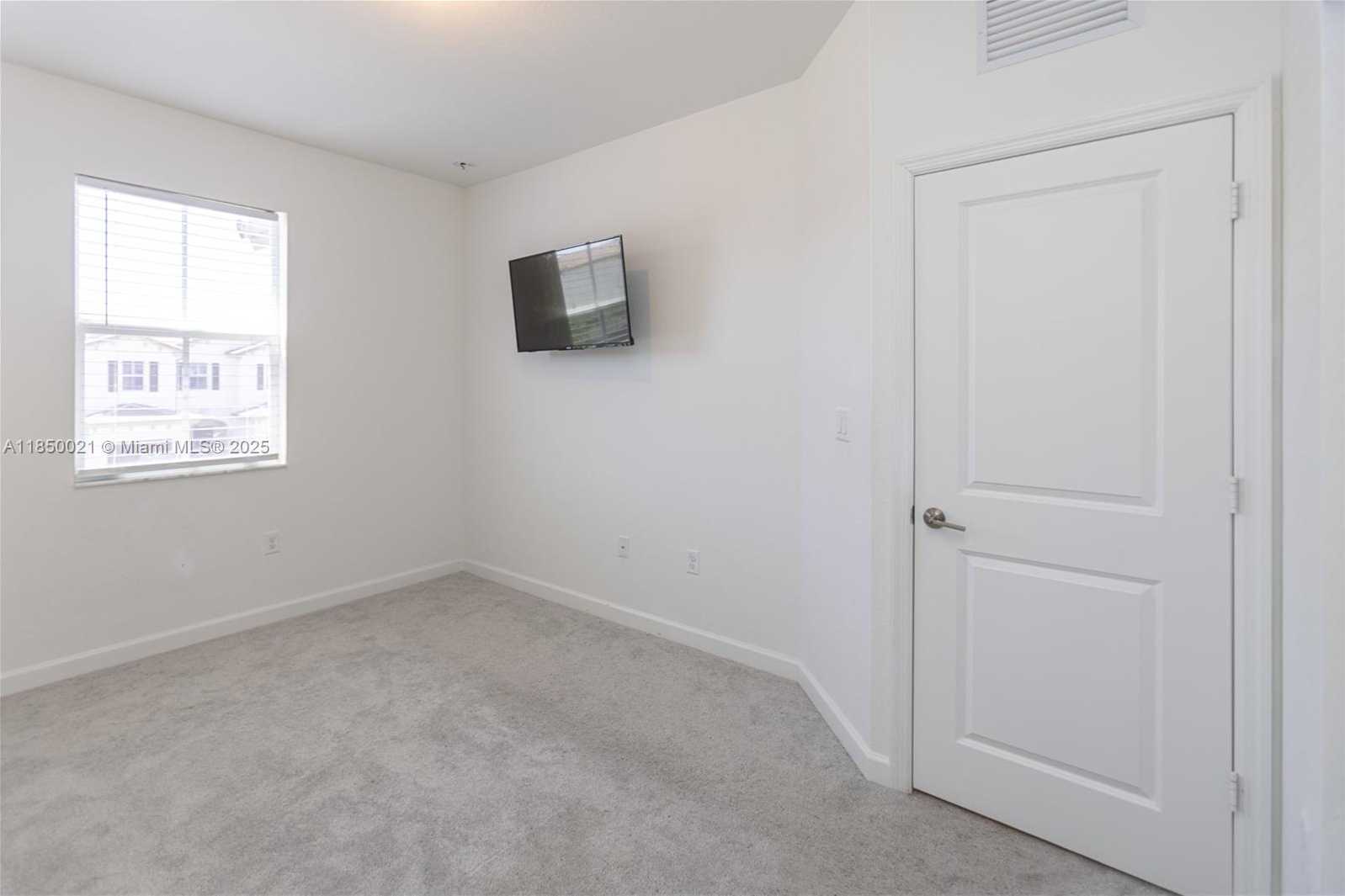 Small Image of 12561 NORTH WEST 23RD PL, Miami Number 29