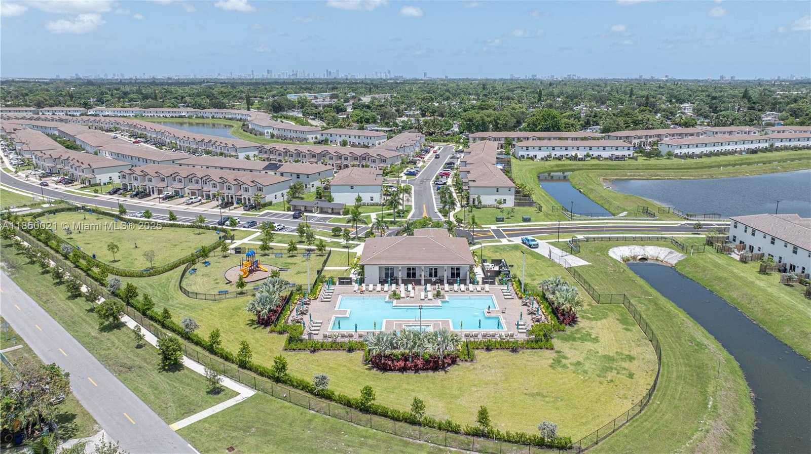 Small Image of 12561 NORTH WEST 23RD PL, Miami Number 35