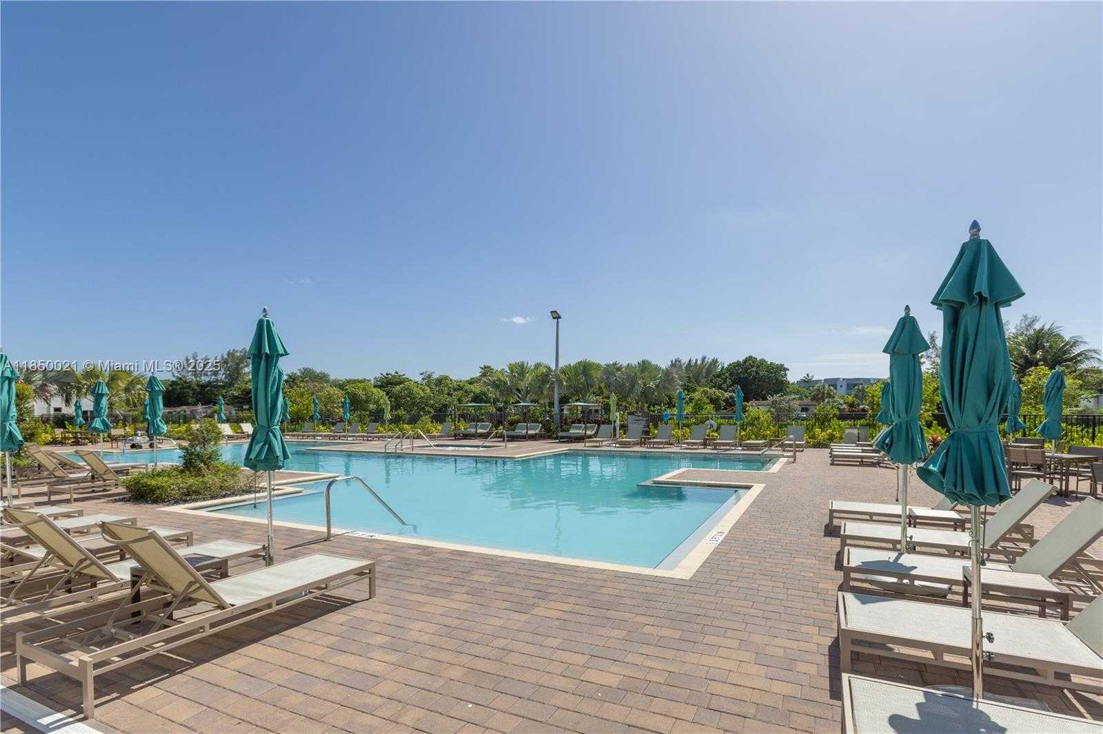 Small Image of 12561 NORTH WEST 23RD PL, Miami Number 45