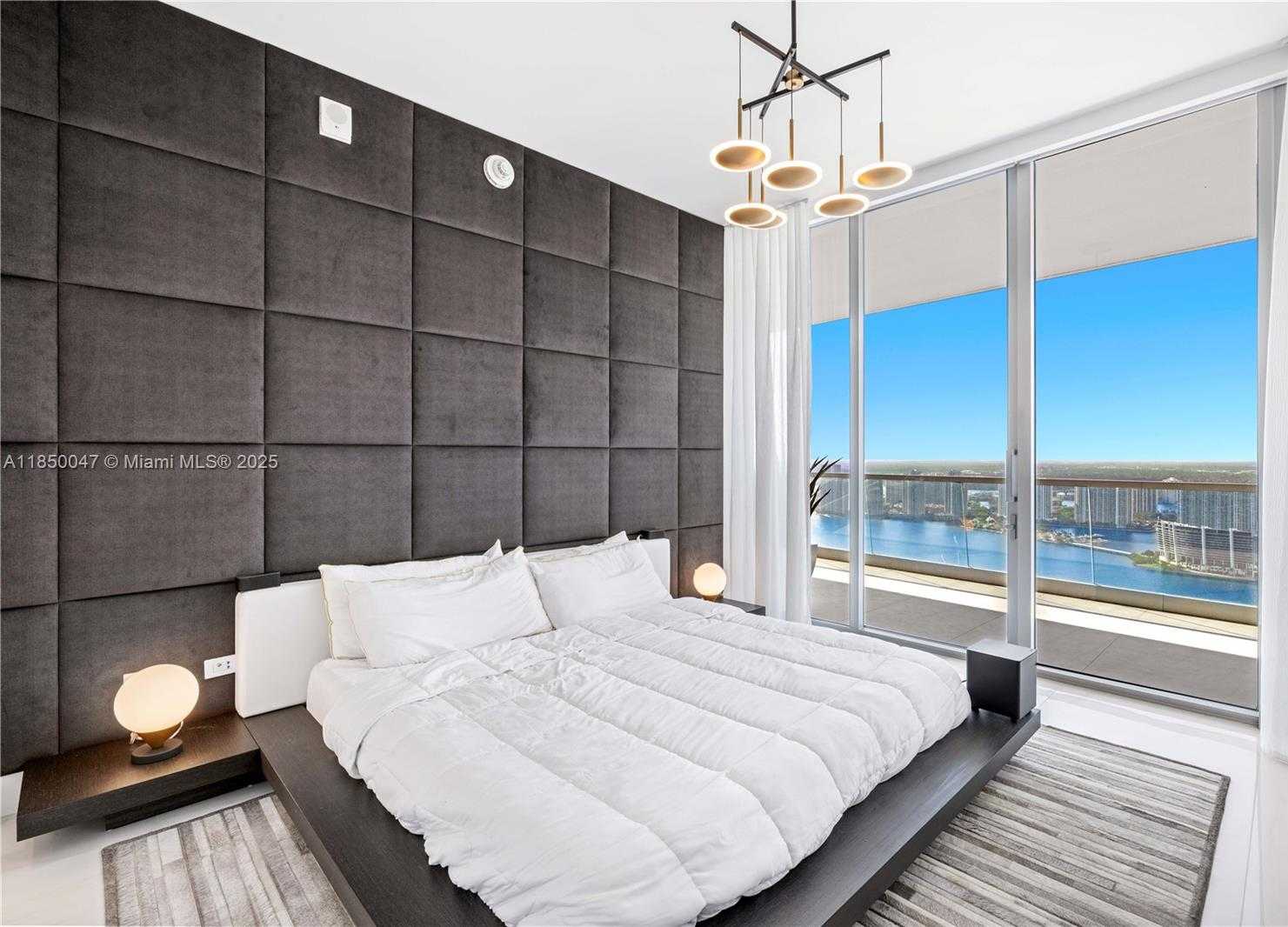 Small Image of 18501 COLLINS AVE #4504, Sunny Isles Beach Number 29