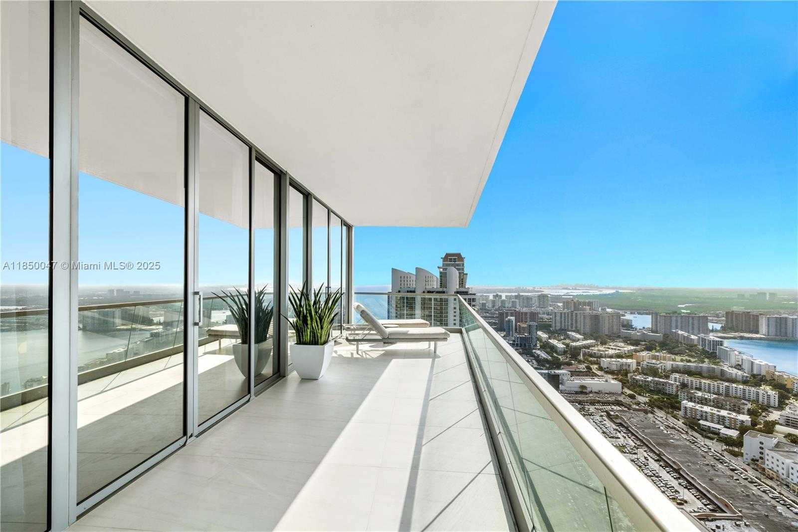 Small Image of 18501 COLLINS AVE #4504, Sunny Isles Beach Number 42