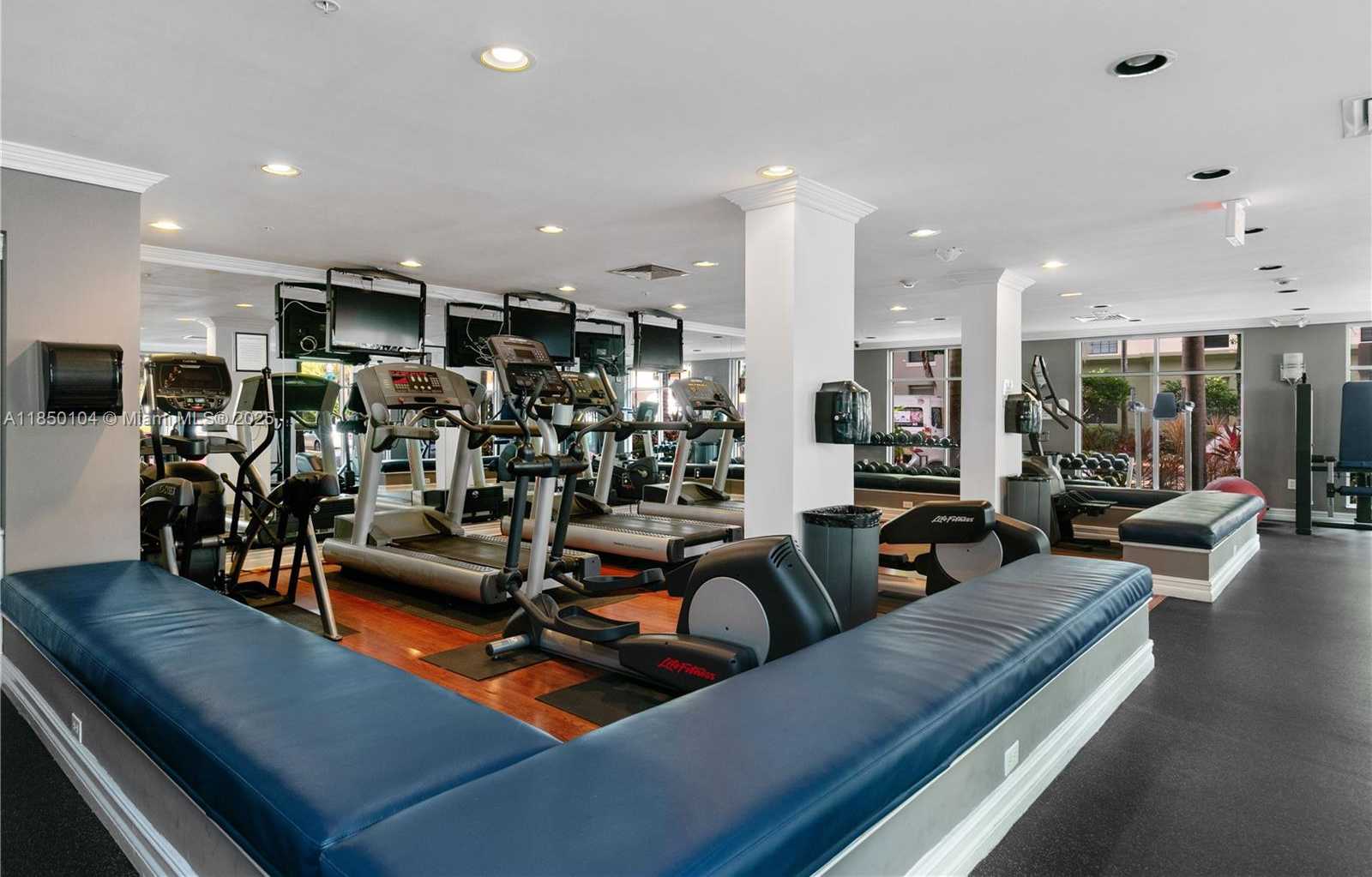 Small Image of 1900 VAN BUREN ST #317B, Hollywood Number 17