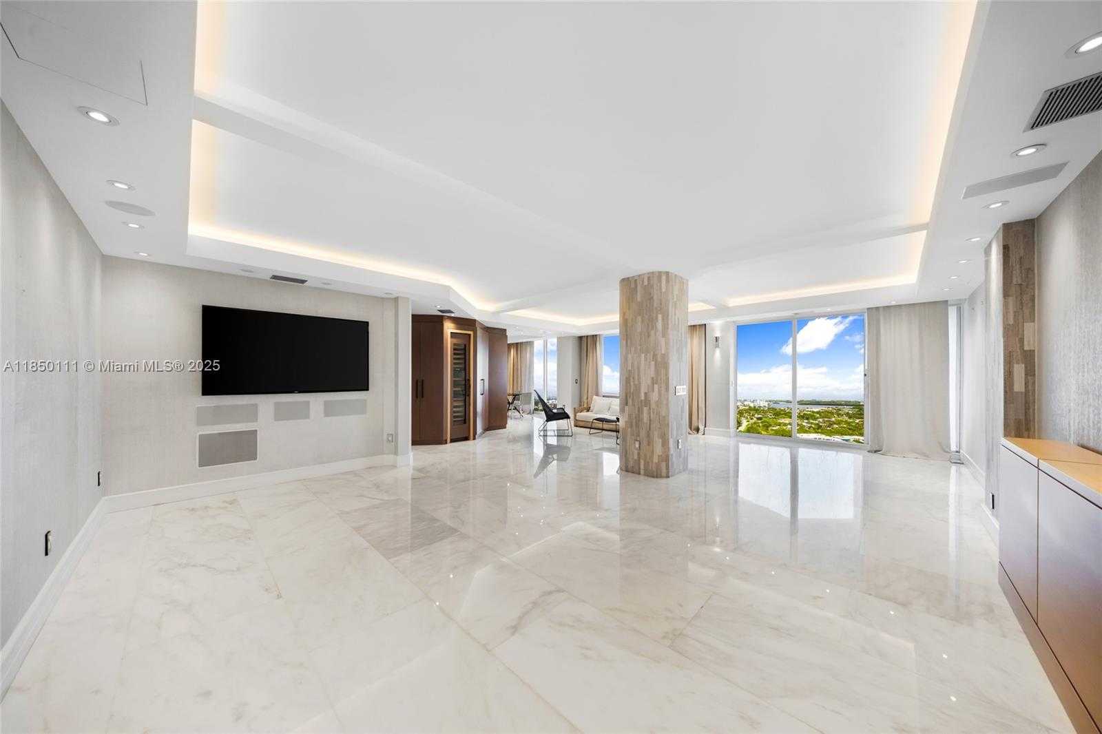 Small Image of 9801 COLLINS AVE #PH11 Great Renovation, Bal Harbour Number 4