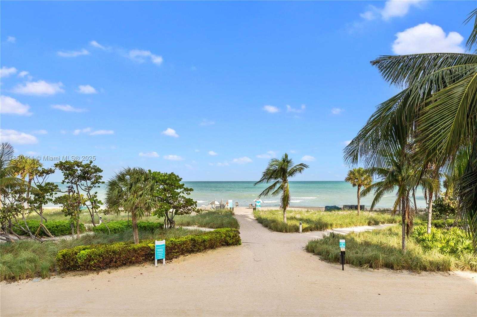 Small Image of 9801 COLLINS AVE #PH11 Great Renovation, Bal Harbour Number 47