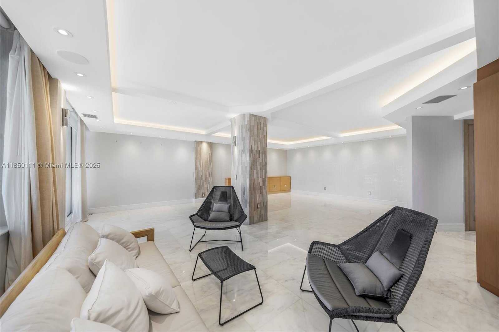 Small Image of 9801 COLLINS AVE #PH11 Great Renovation, Bal Harbour Number 8