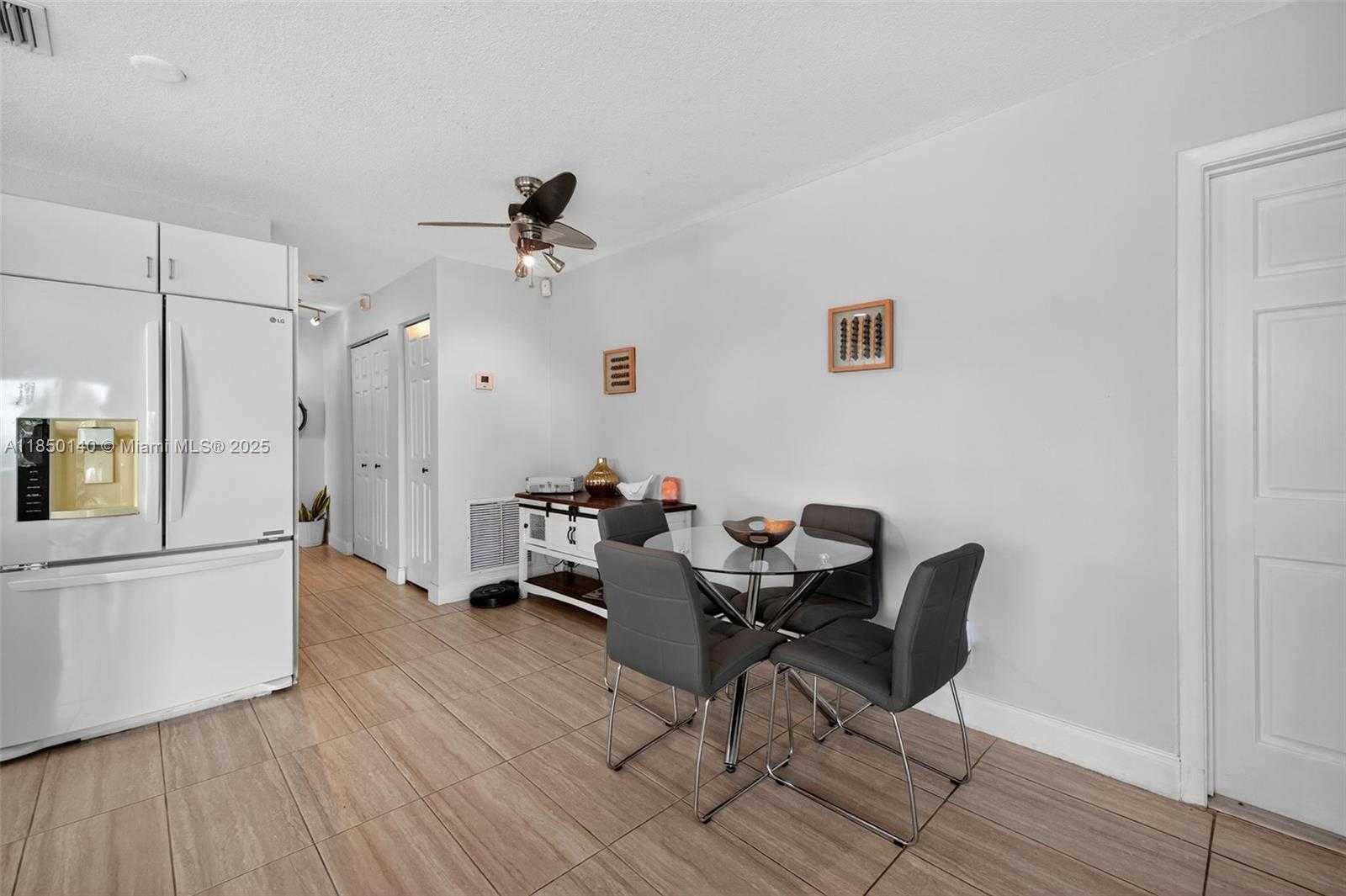 Small Image of 2715 NORTH EAST 49TH ST #309, Fort Lauderdale Number 12