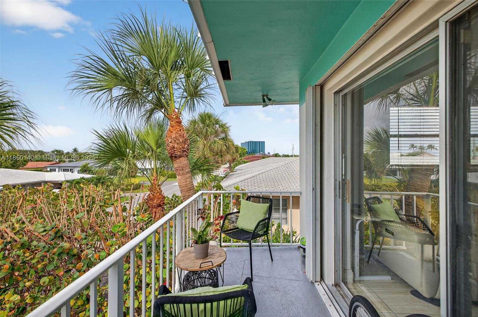 Small Image of 2715 NORTH EAST 49TH ST #309, Fort Lauderdale Number 20