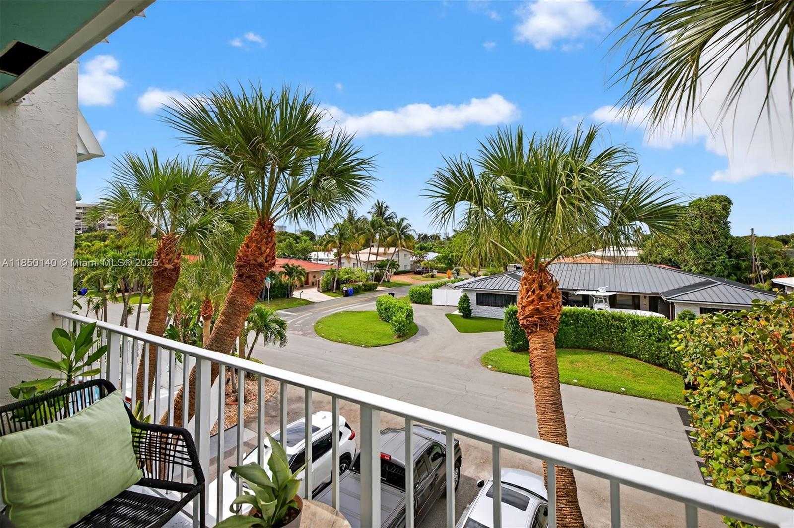 Small Image of 2715 NORTH EAST 49TH ST #309, Fort Lauderdale Number 21