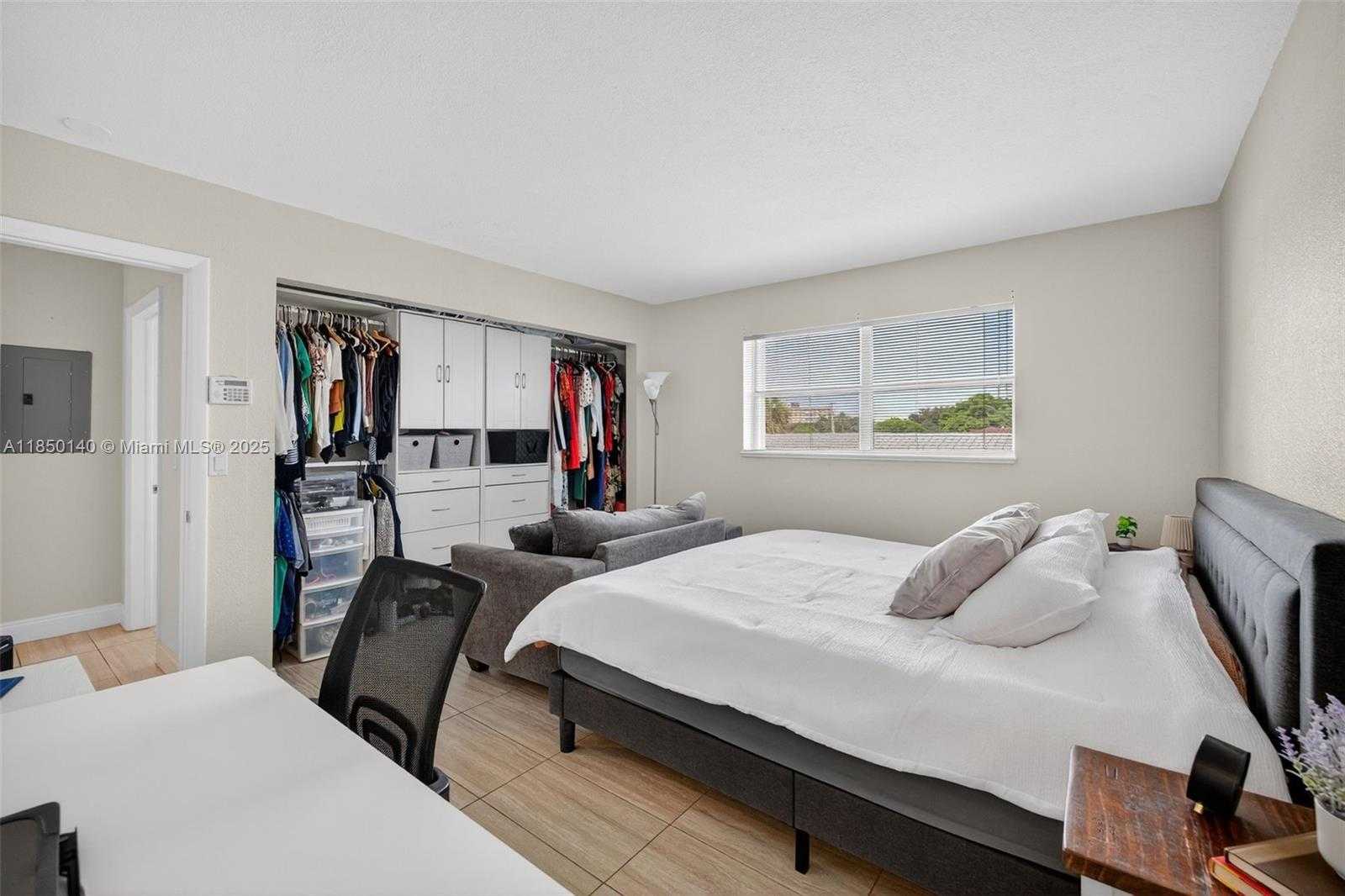 Small Image of 2715 NORTH EAST 49TH ST #309, Fort Lauderdale Number 25