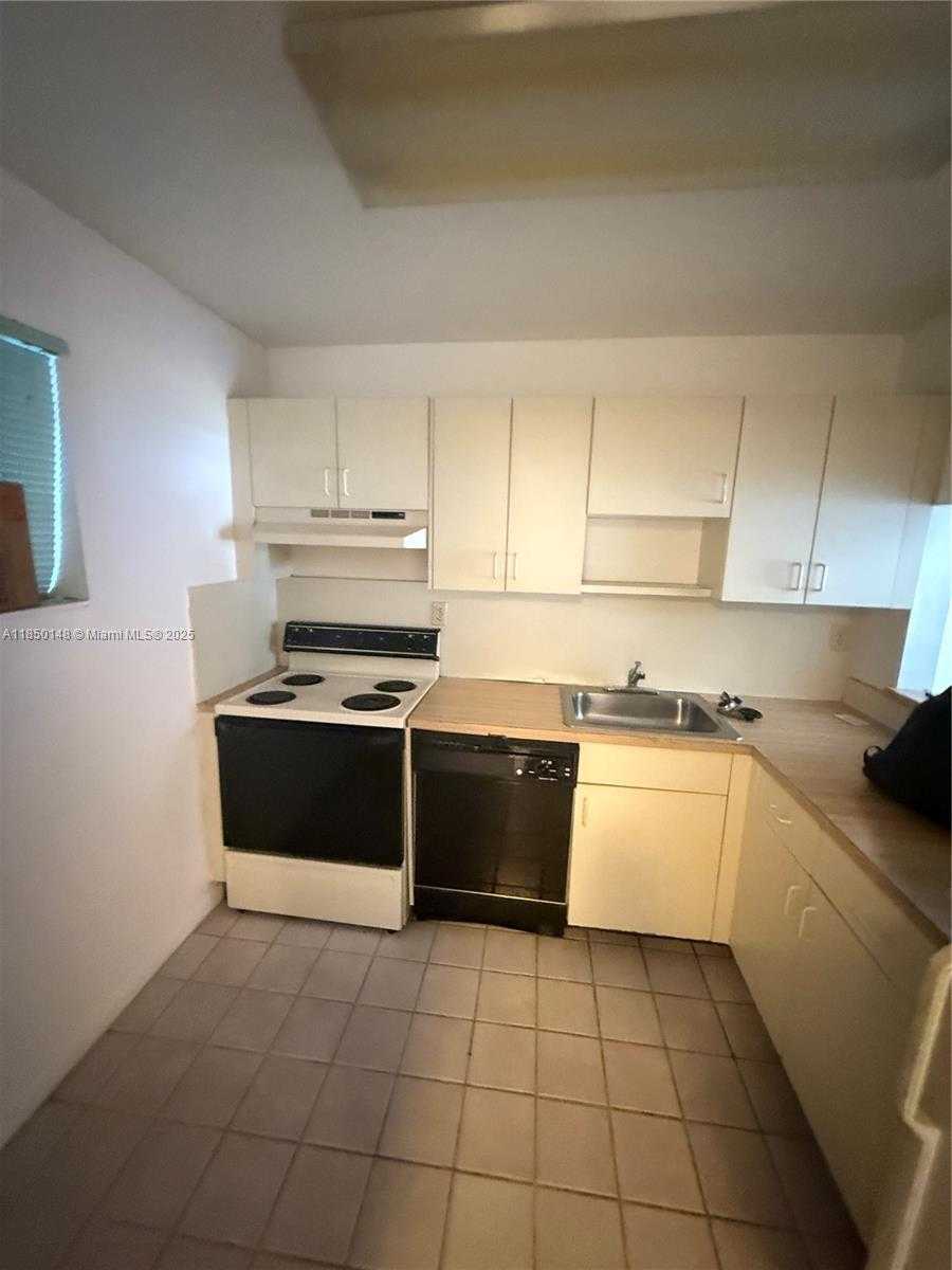 Small Image of 11309 SOUTH WEST 200TH ST #C213, Miami Number 13