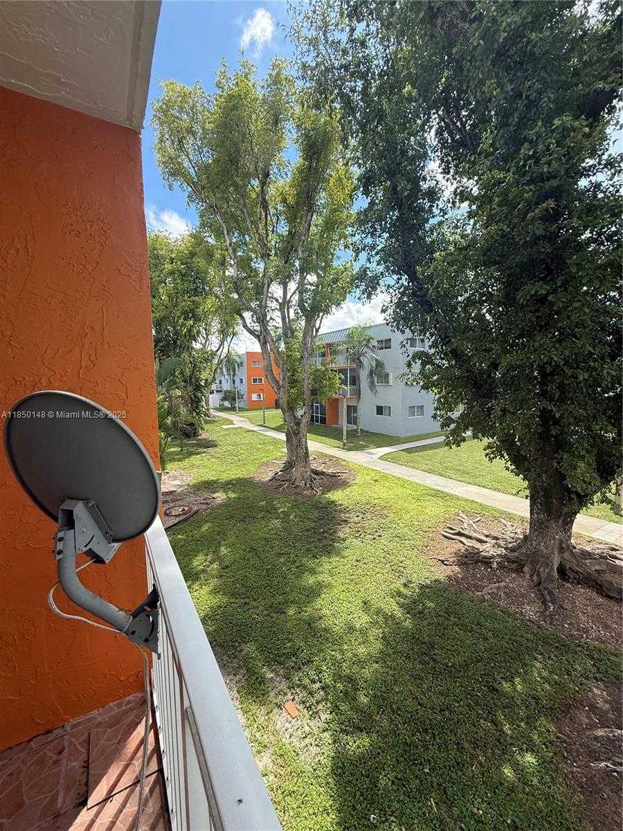 Small Image of 11309 SOUTH WEST 200TH ST #C213, Miami Number 23