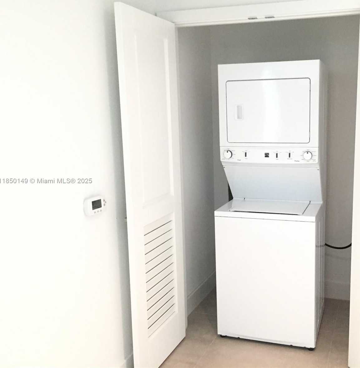 Small Image of 1080 BRICKELL AVE #4107, Miami Number 10