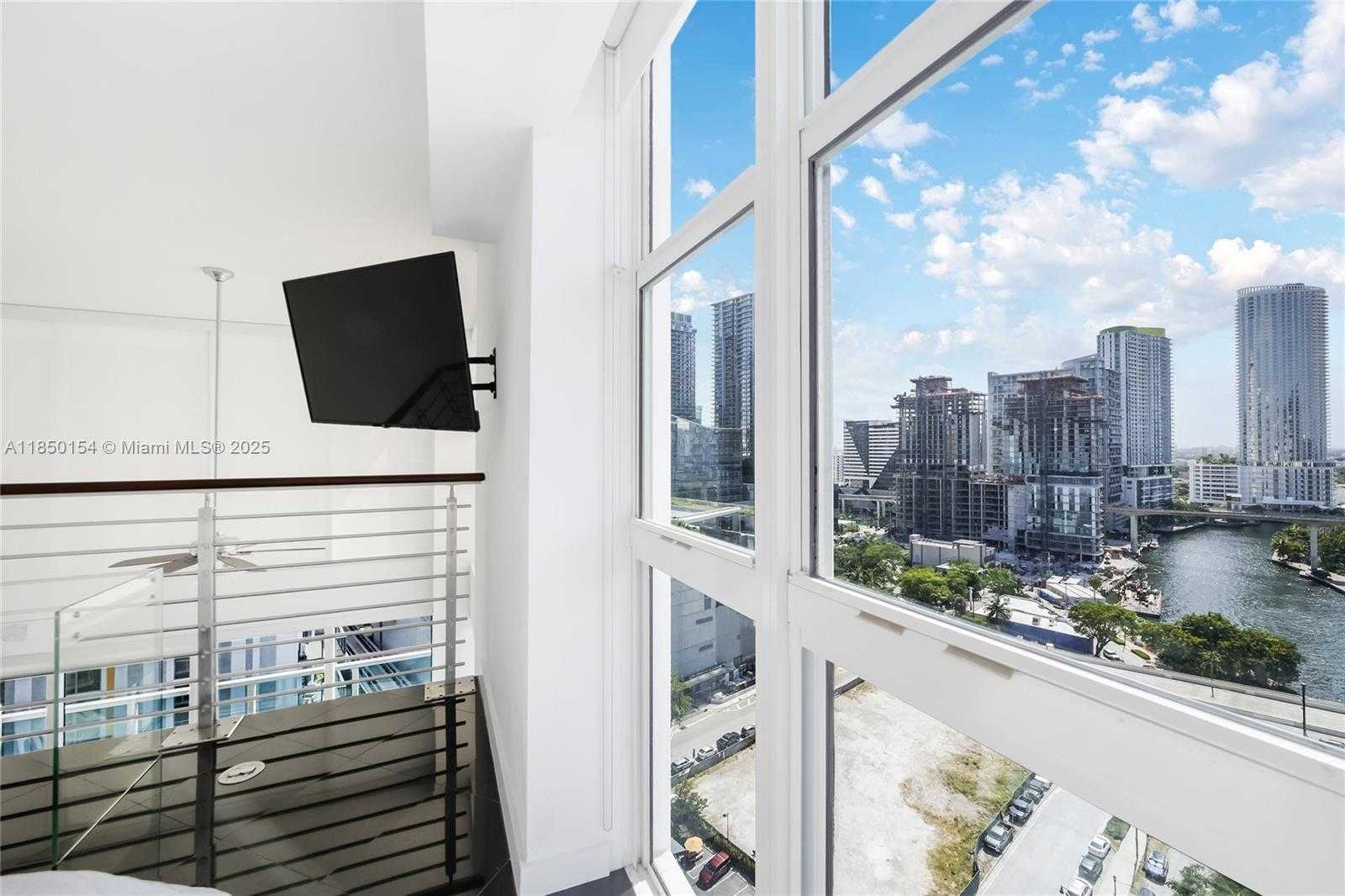 Small Image of 41 SOUTH EAST 5TH ST #1116, Miami Number 29