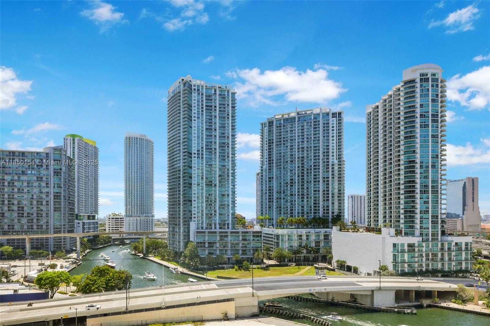 Small Image of 41 SOUTH EAST 5TH ST #1116, Miami Number 3