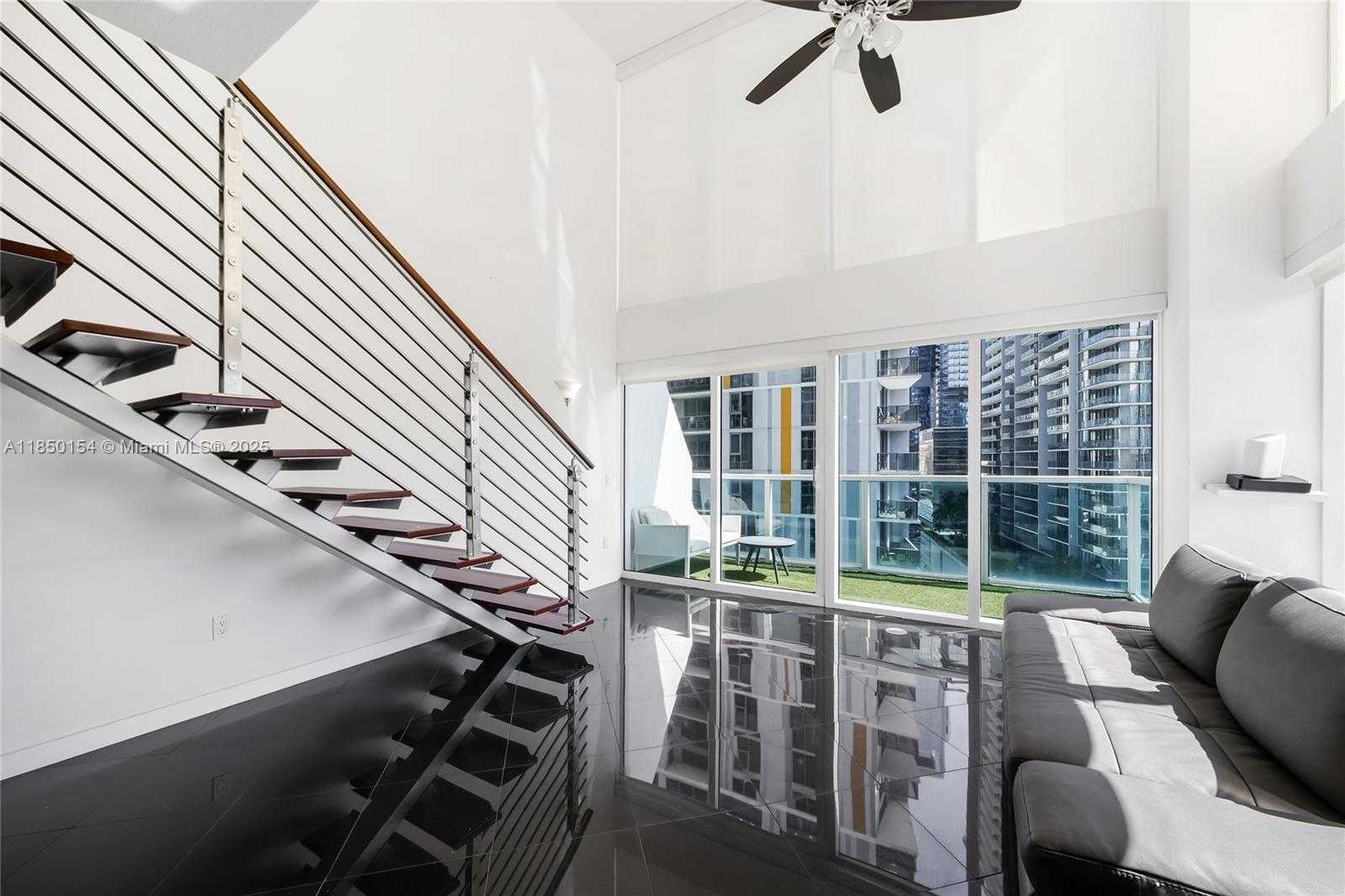 Small Image of 41 SOUTH EAST 5TH ST #1116, Miami Number 33