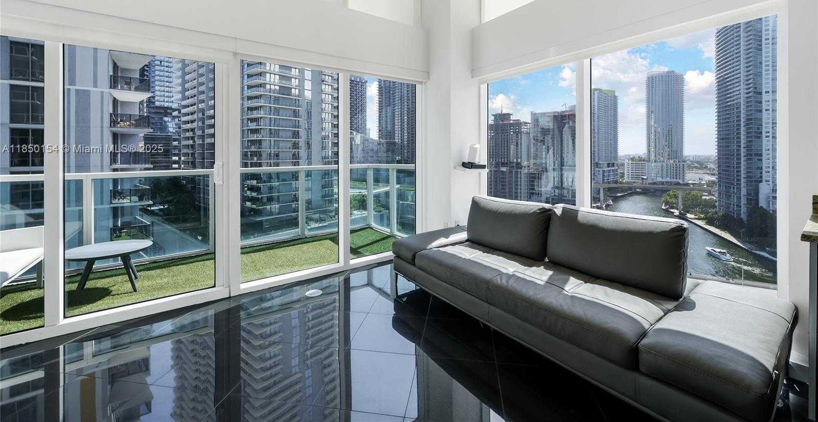 Small Image of 41 SOUTH EAST 5TH ST #1116, Miami Number 34