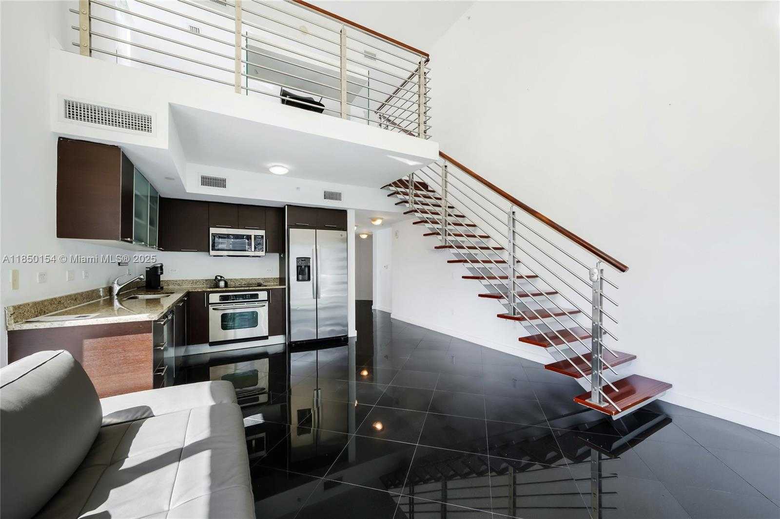 Small Image of 41 SOUTH EAST 5TH ST #1116, Miami Number 37