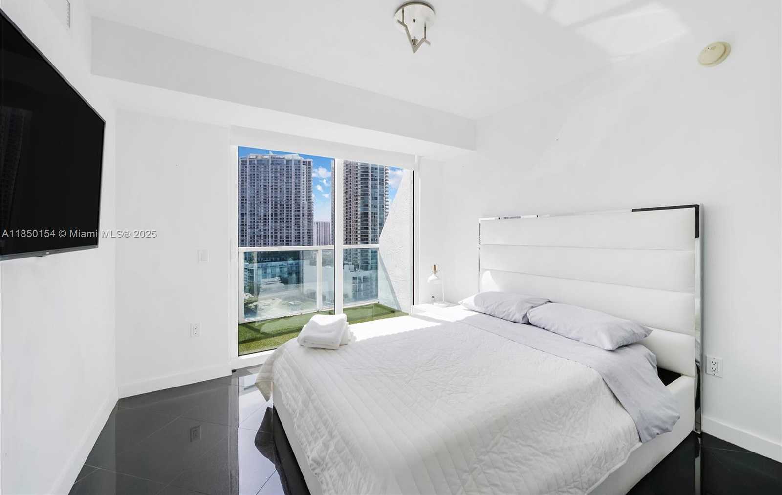 Small Image of 41 SOUTH EAST 5TH ST #1116, Miami Number 39