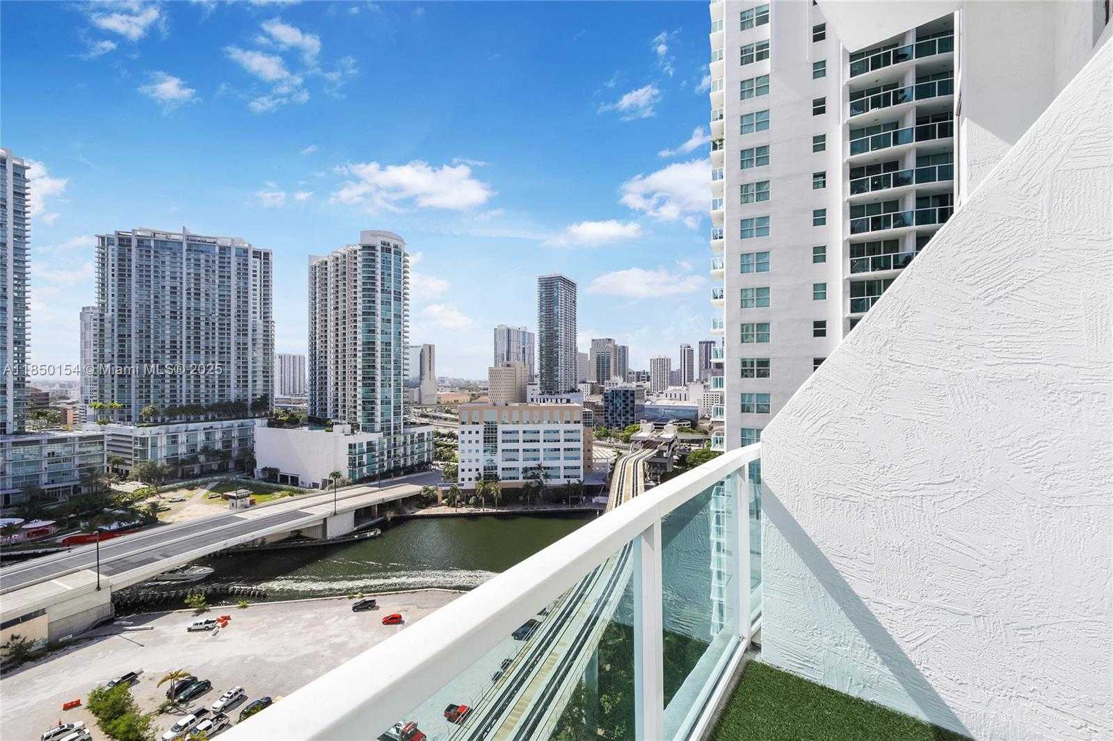 Small Image of 41 SOUTH EAST 5TH ST #1116, Miami Number 45