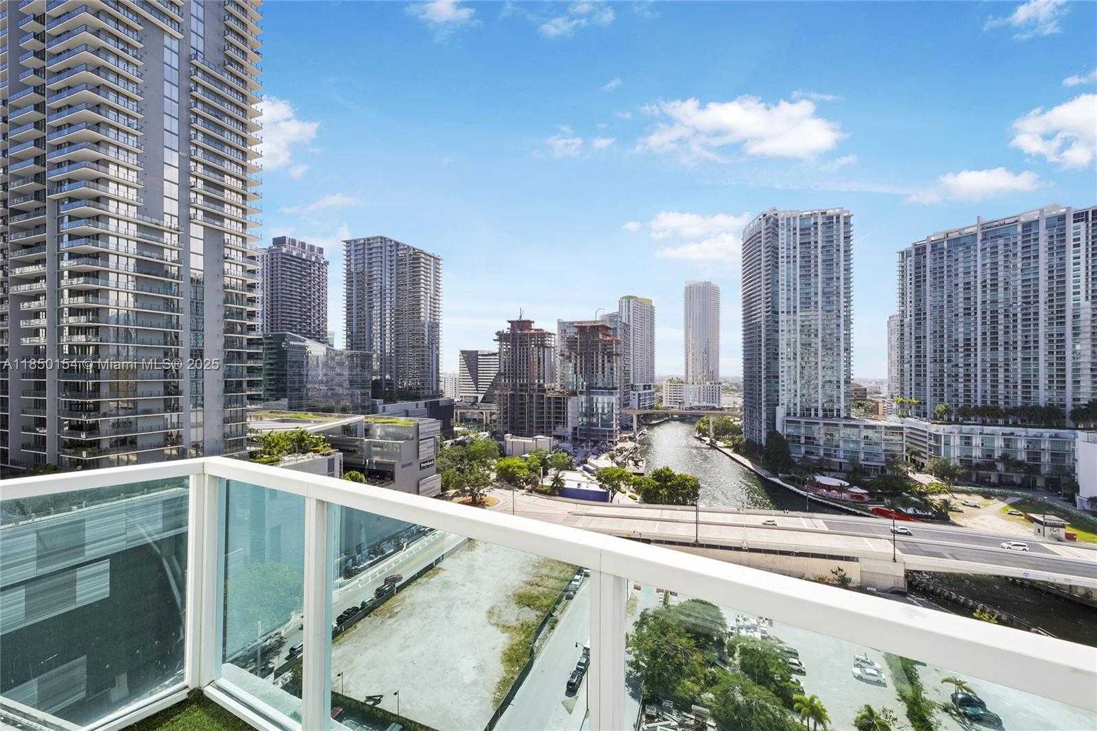 Small Image of 41 SOUTH EAST 5TH ST #1116, Miami Number 47