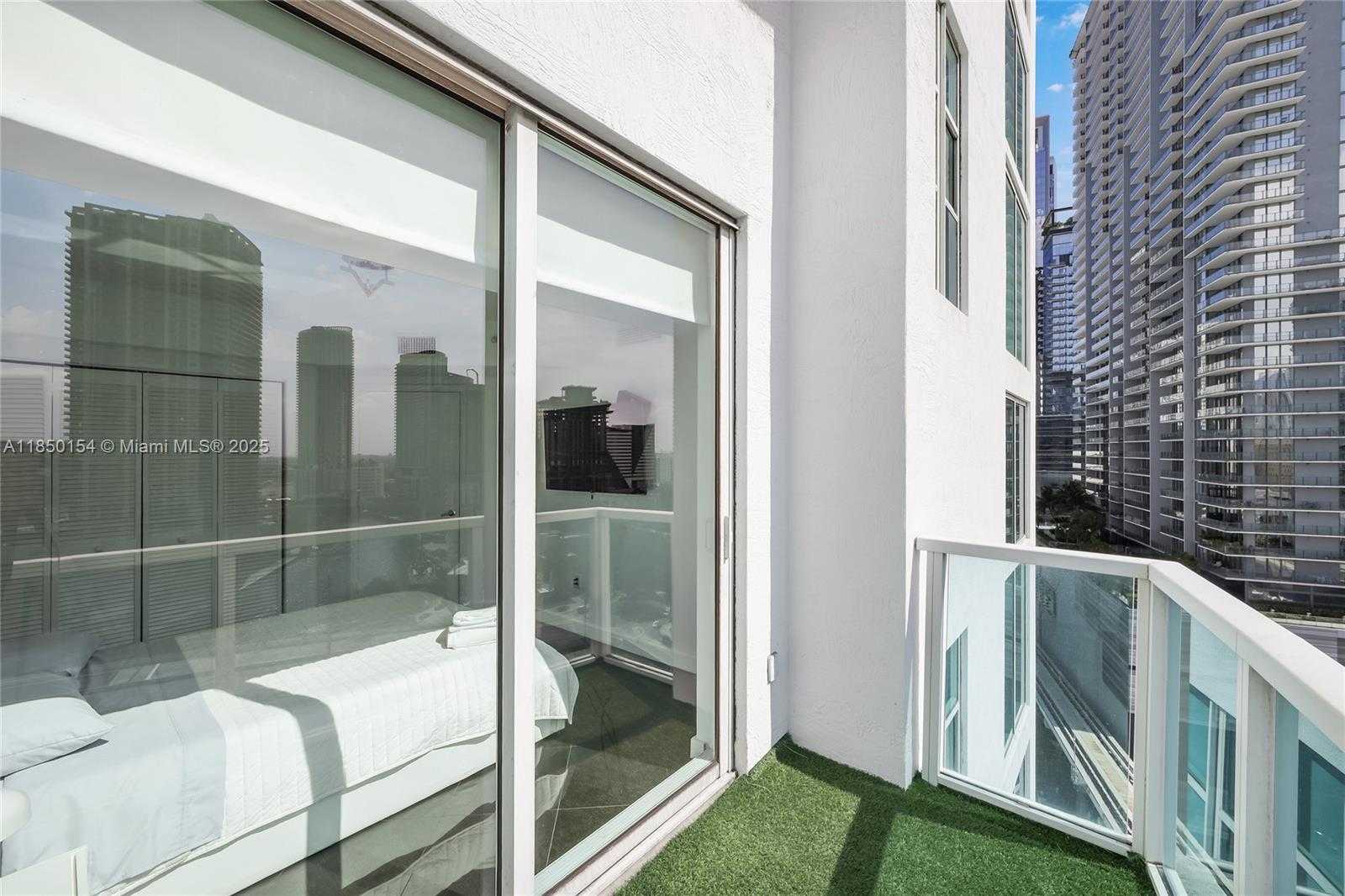 Small Image of 41 SOUTH EAST 5TH ST #1116, Miami Number 48