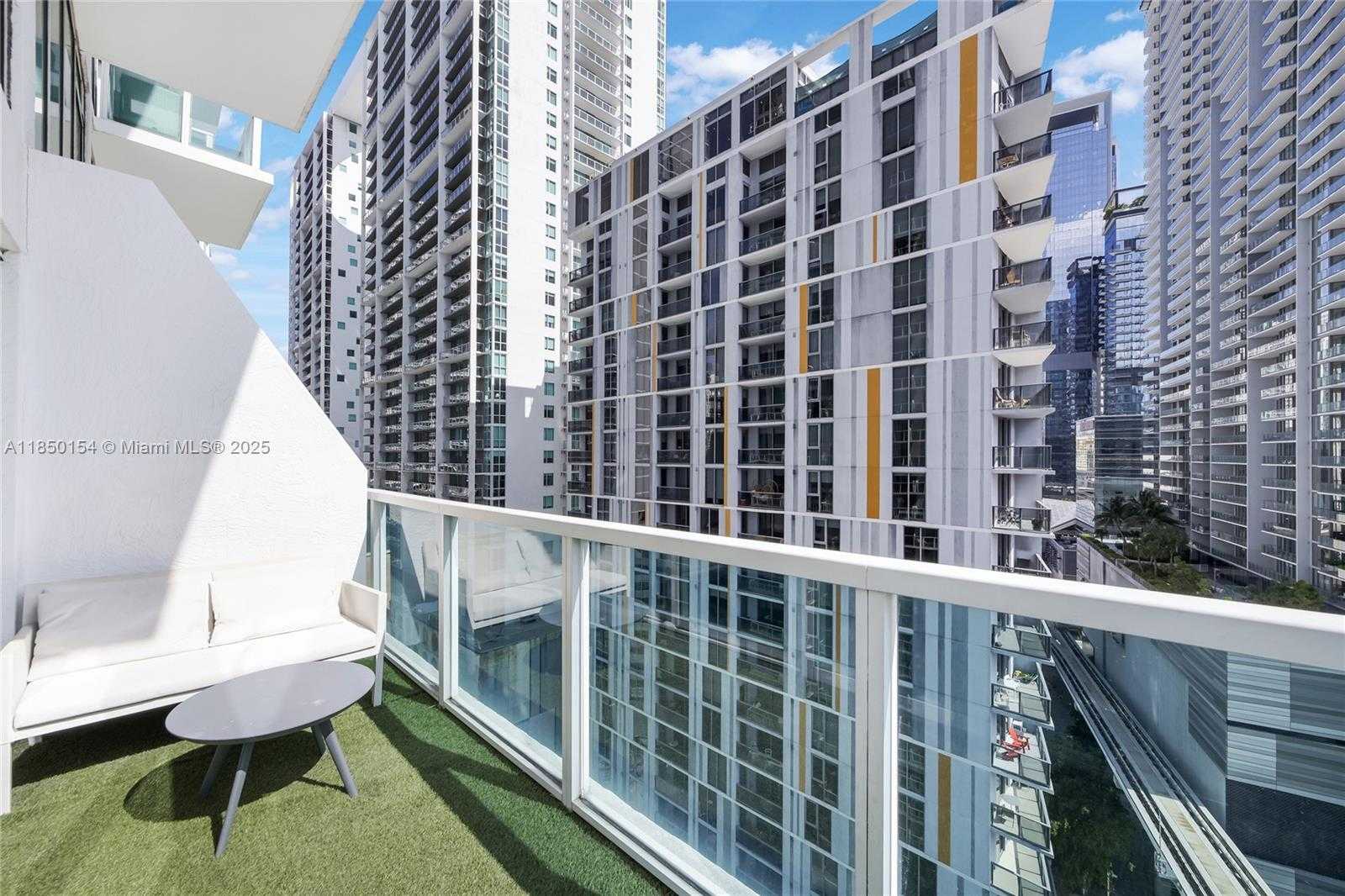 Small Image of 41 SOUTH EAST 5TH ST #1116, Miami Number 52