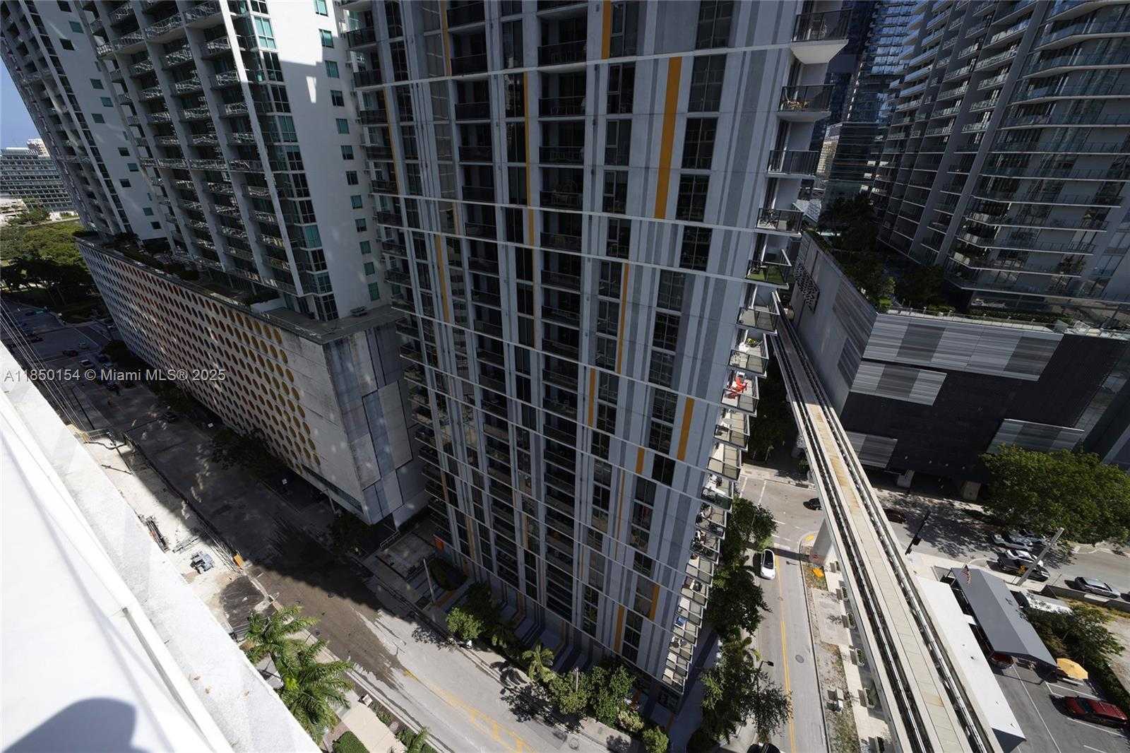 Small Image of 41 SOUTH EAST 5TH ST #1116, Miami Number 63