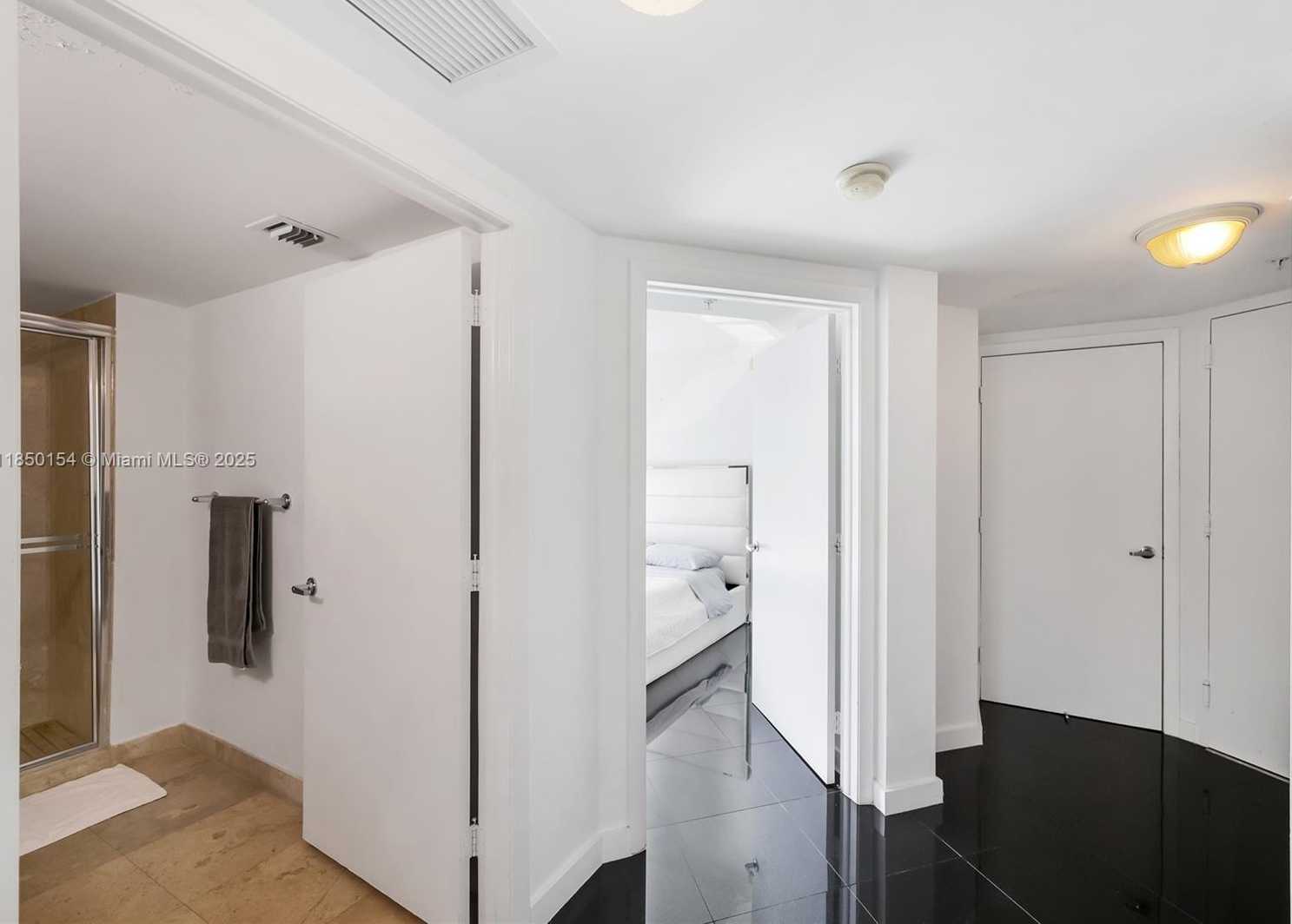 Small Image of 41 SOUTH EAST 5TH ST #1116, Miami Number 66