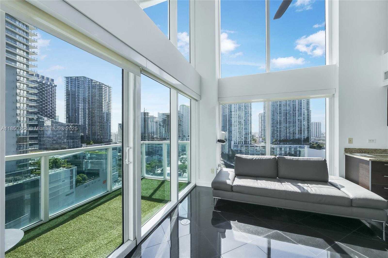 Small Image of 41 SOUTH EAST 5TH ST #1116, Miami Number 70