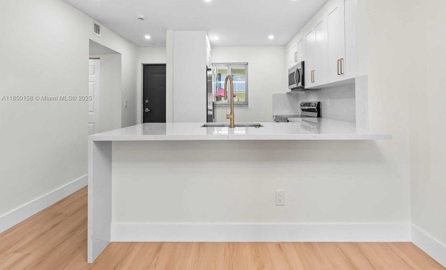 Small Image of 7850 CAMINO REAL #O-116, Miami Number 2