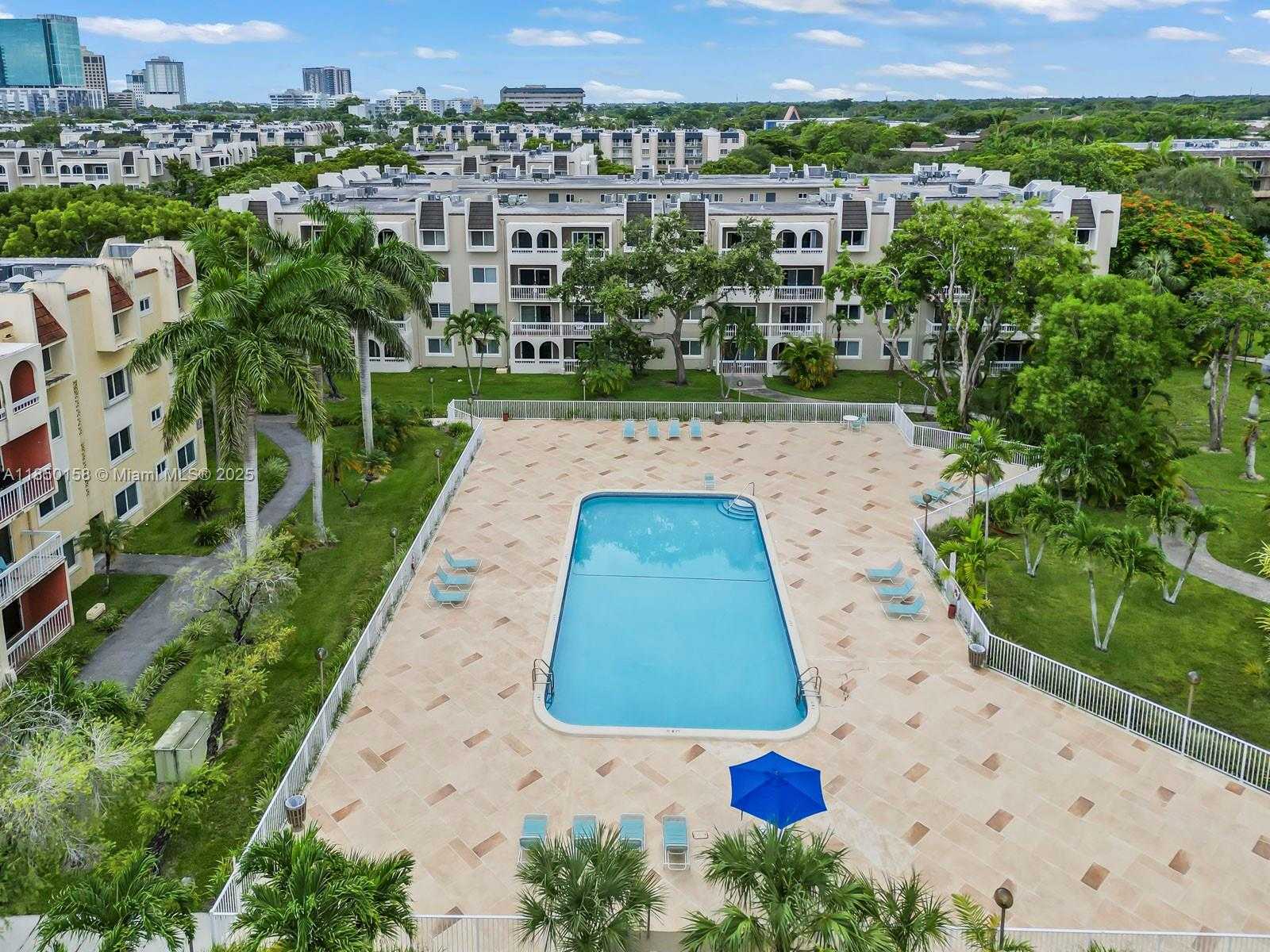 Small Image of 7850 CAMINO REAL #O-116, Miami Number 21