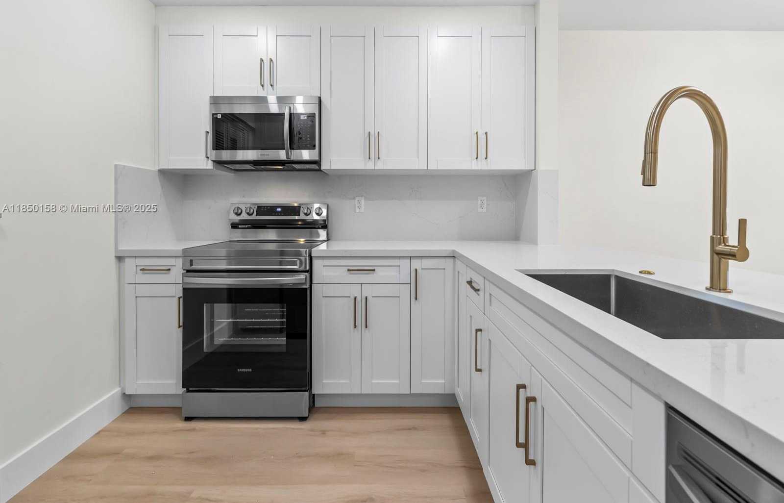 Small Image of 7850 CAMINO REAL #O-116, Miami Number 4