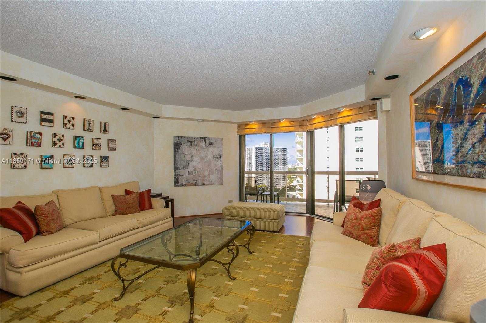 Small Image of 20191 EAST COUNTRY CLUB DR #1405, Aventura Number 3