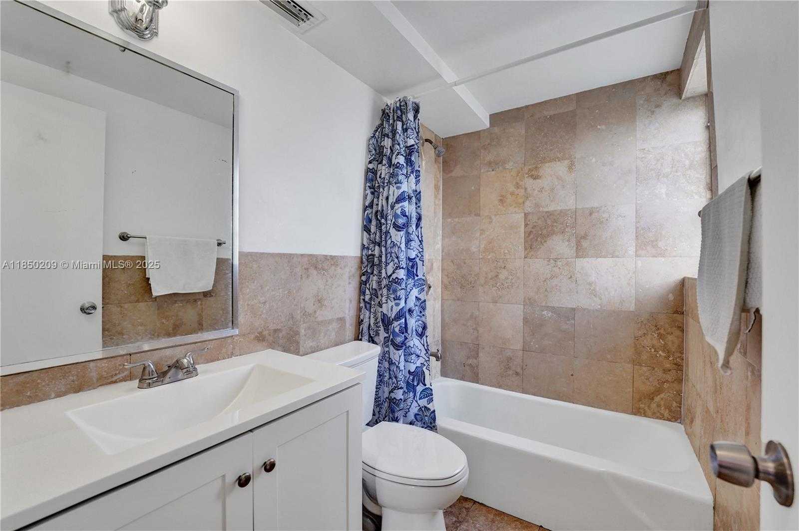 Small Image of 1811 JEFFERSON ST #606, Hollywood Number 10