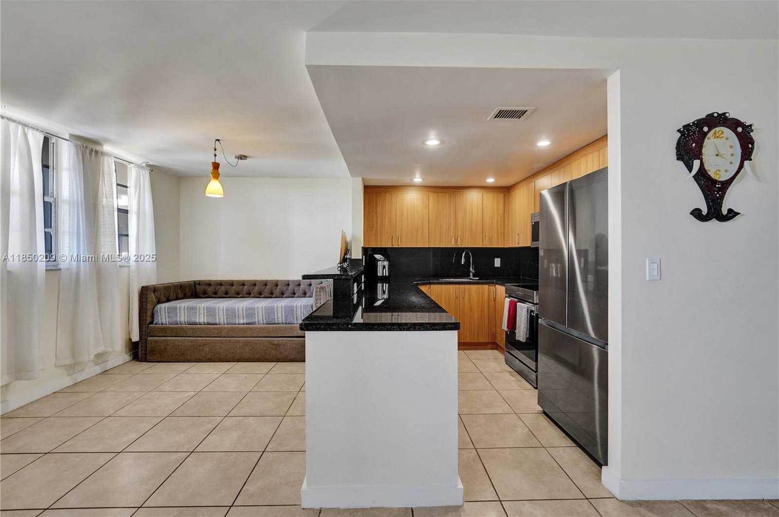 Small Image of 1811 JEFFERSON ST #606, Hollywood Number 25