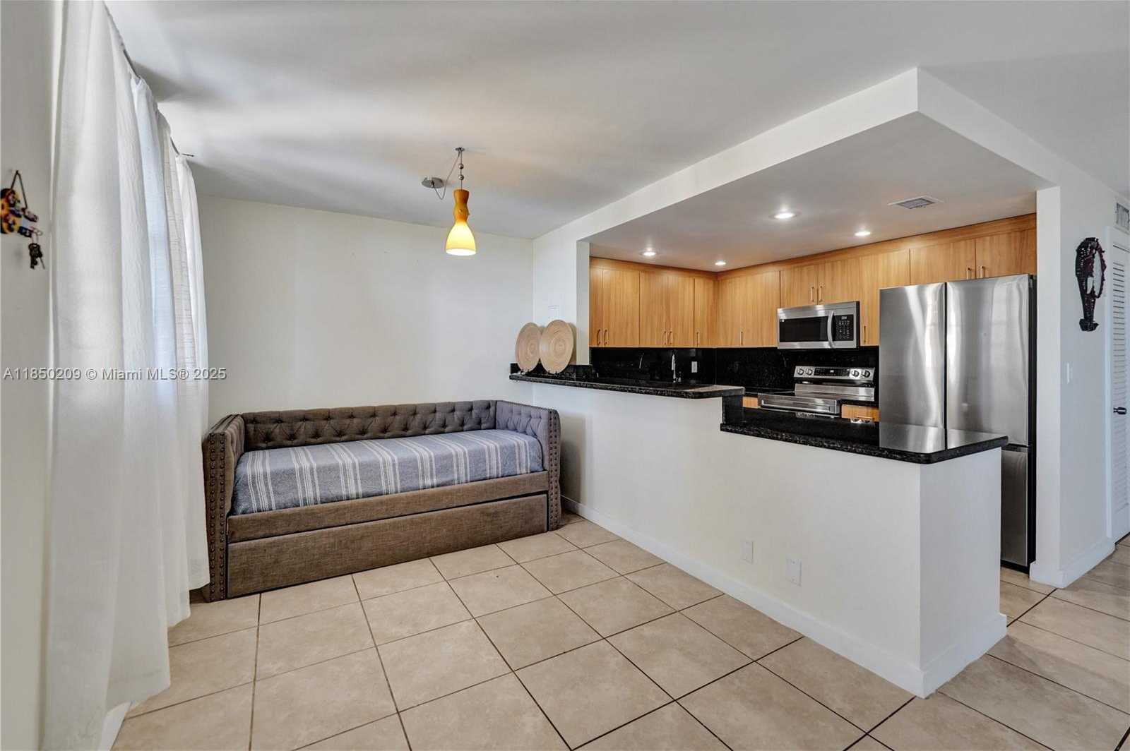 Small Image of 1811 JEFFERSON ST #606, Hollywood Number 27