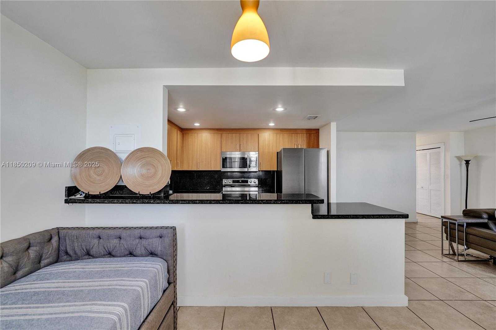 Small Image of 1811 JEFFERSON ST #606, Hollywood Number 28