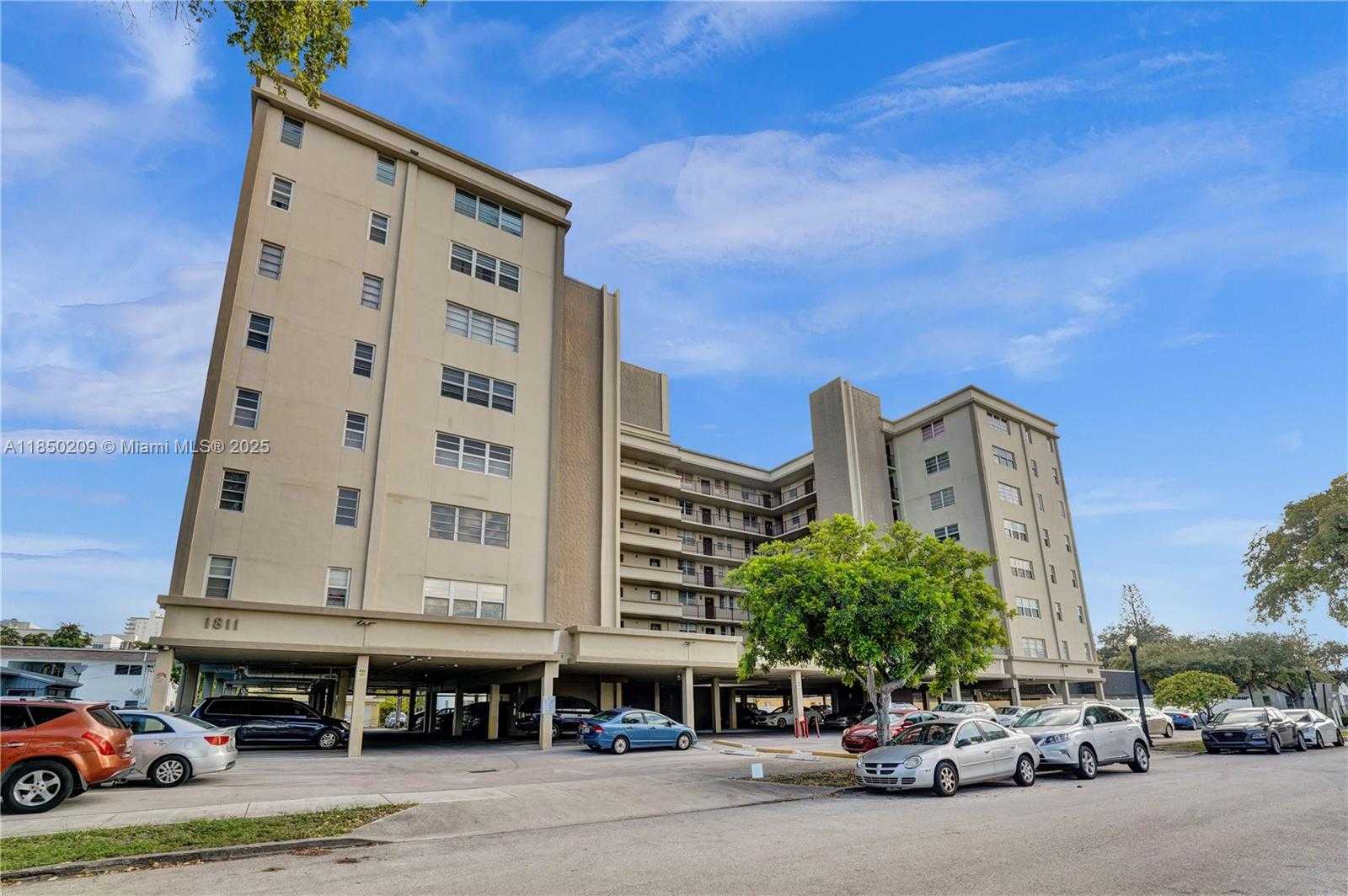 Small Image of 1811 JEFFERSON ST #606, Hollywood Number 56