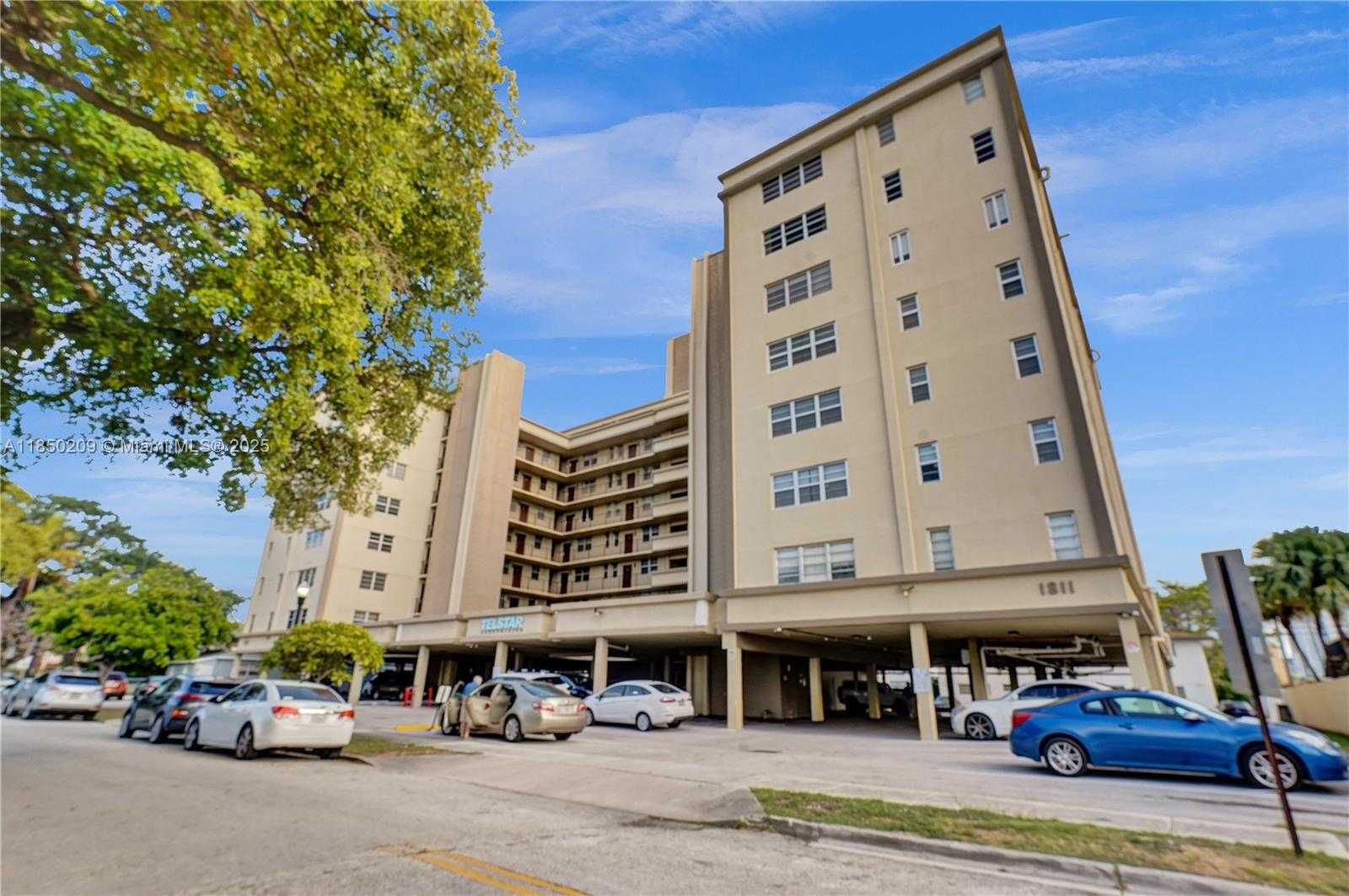 Small Image of 1811 JEFFERSON ST #606, Hollywood Number 58
