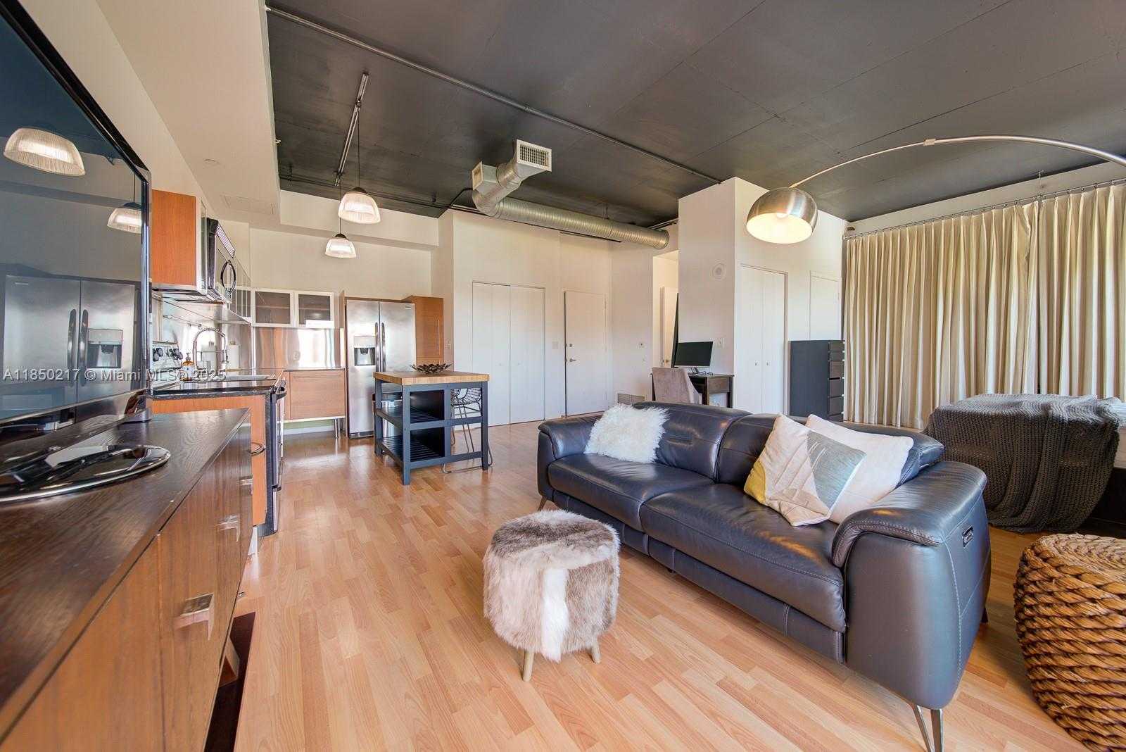 Small Image of 10 SOUTH WEST SOUTH RIVER DR #708, Miami Number 23