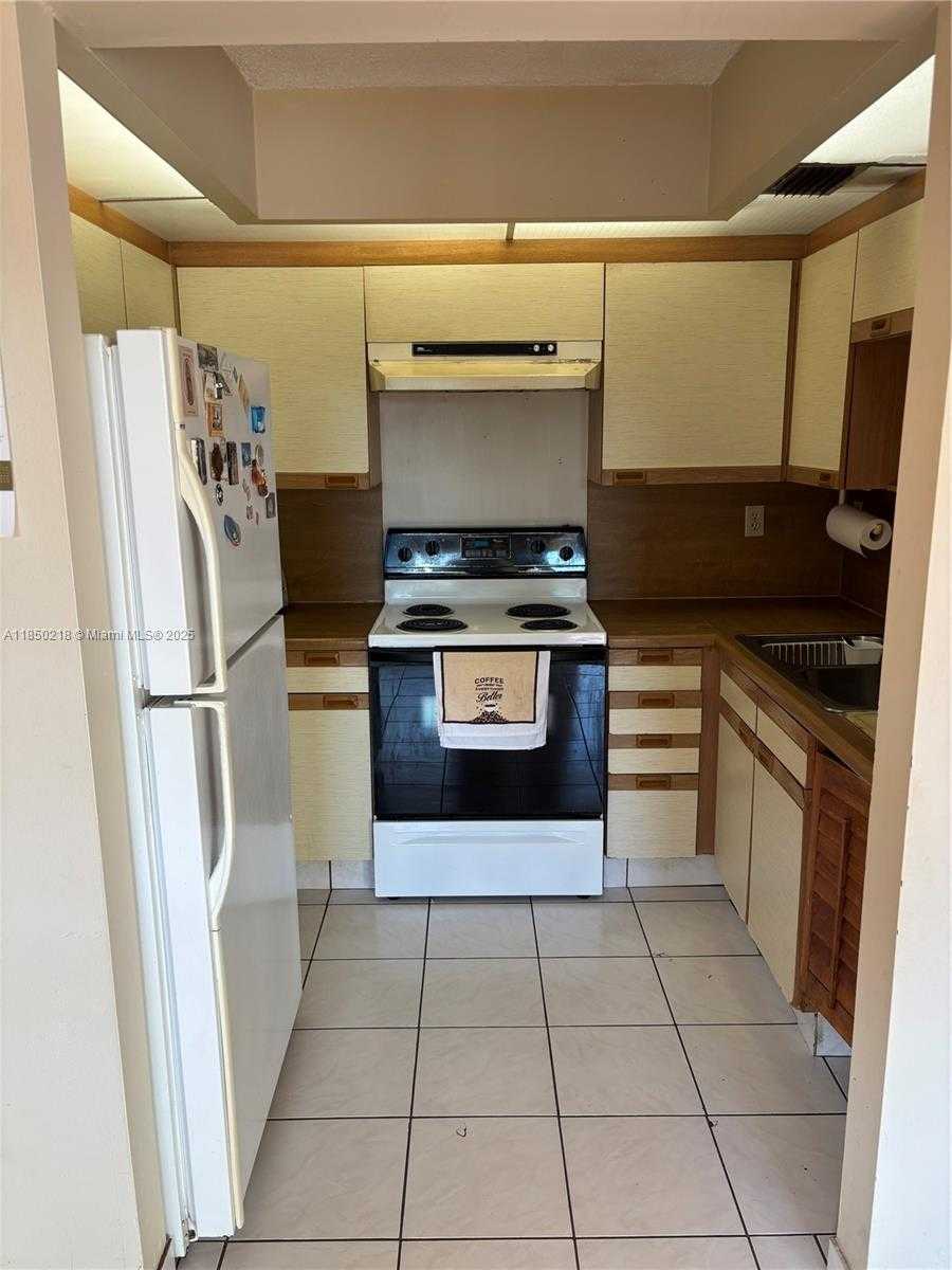Small Image of 9040 SOUTH WEST 125TH AVE #D407, Miami Number 8