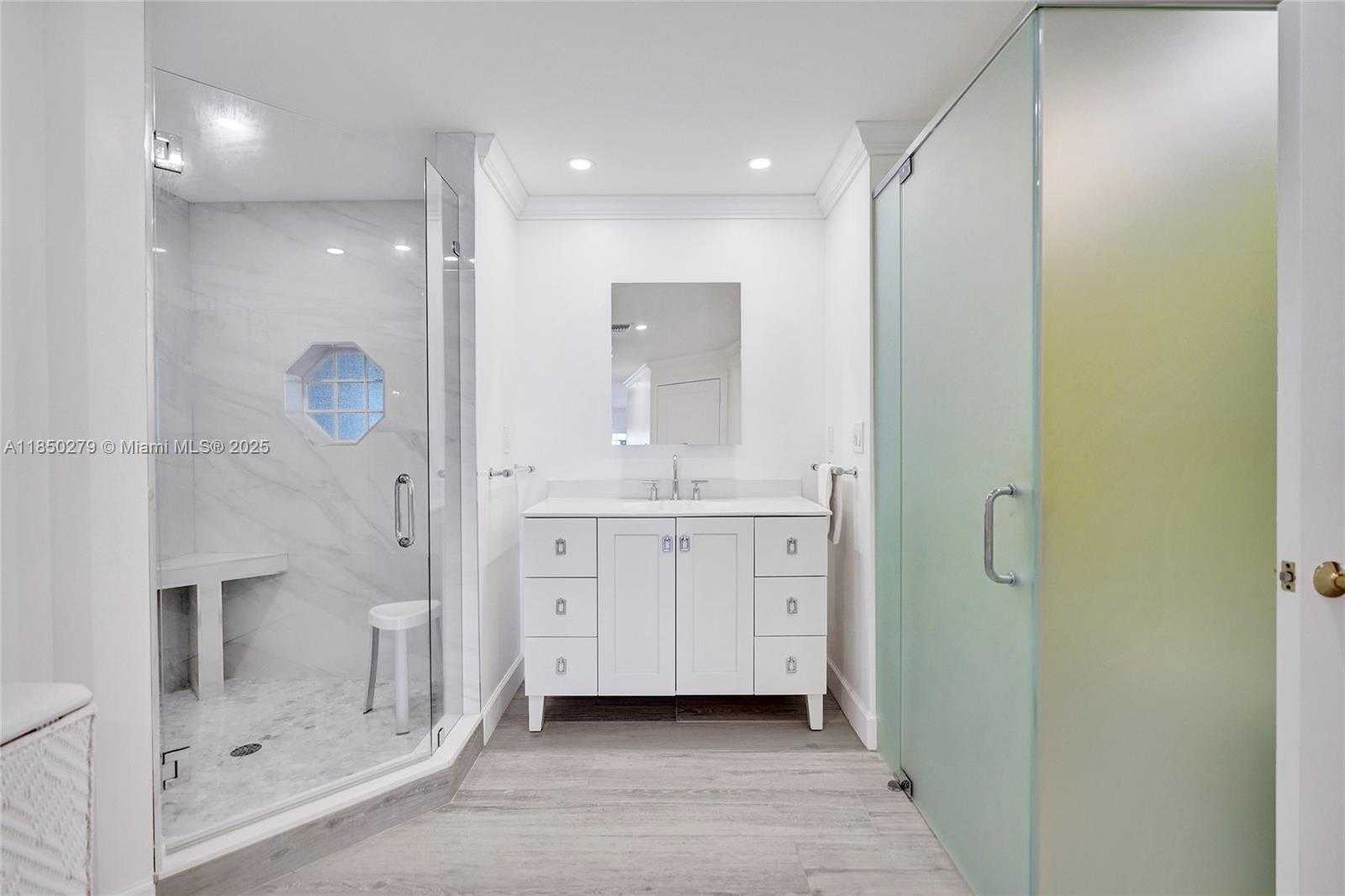 Small Image of 2160 IBIS ISLE RD #0030, Palm Beach Number 10