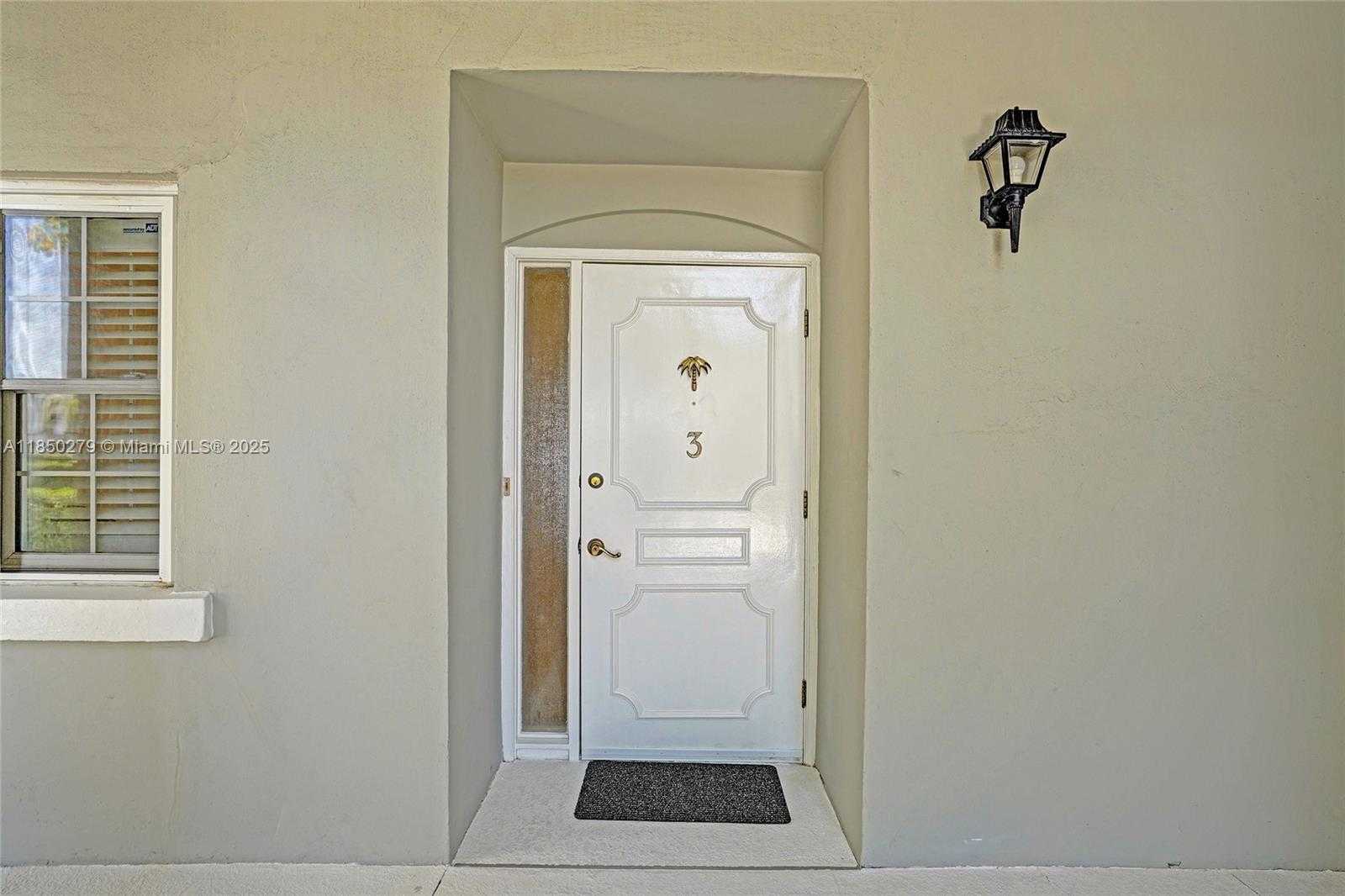 Small Image of 2160 IBIS ISLE RD #0030, Palm Beach Number 3