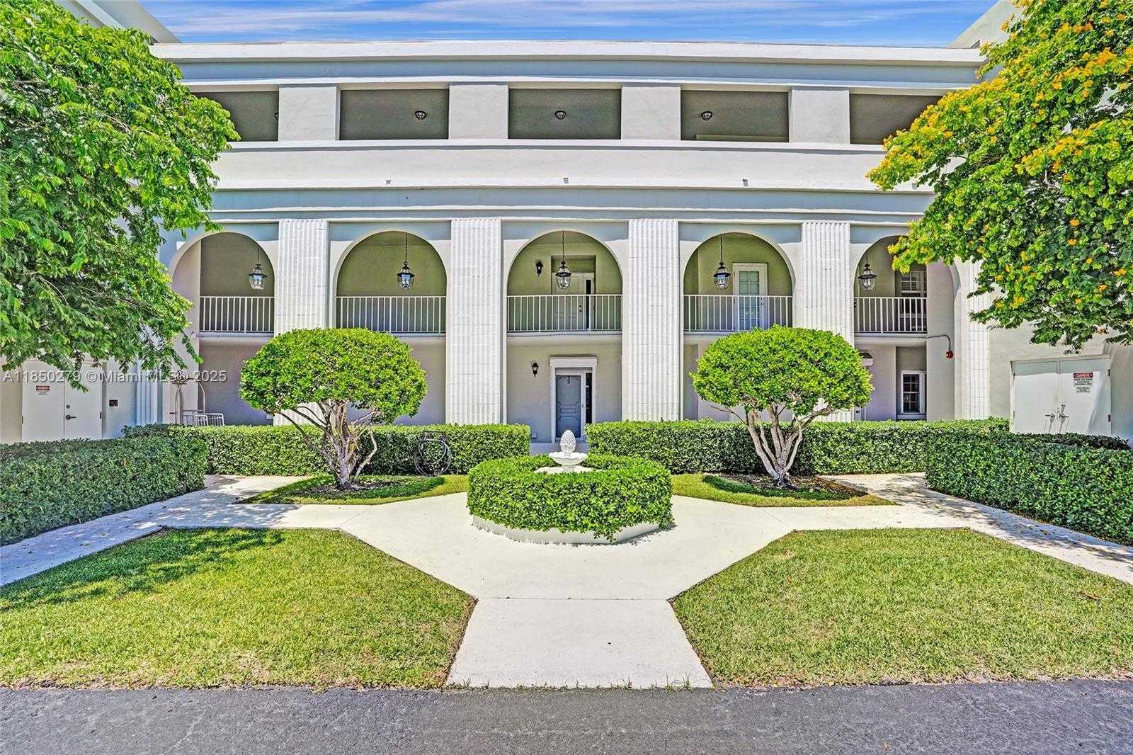 Small Image of 2160 IBIS ISLE RD #0030, Palm Beach Number 55