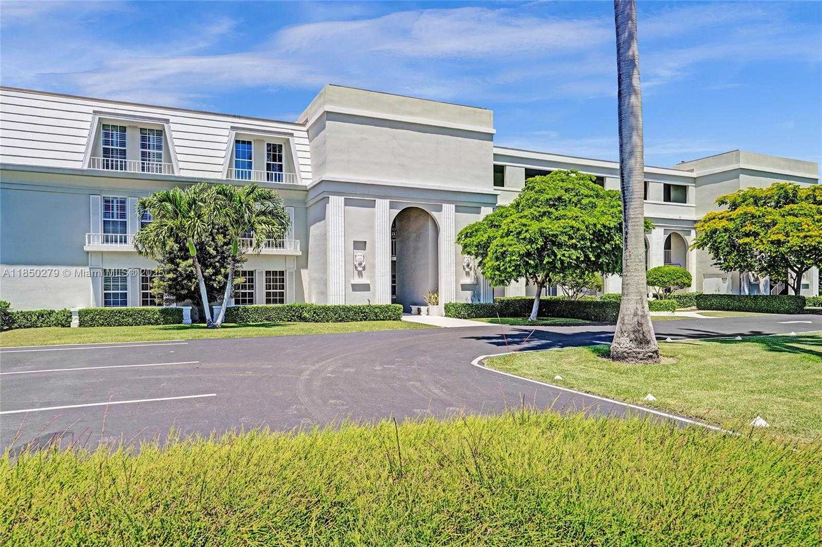 Small Image of 2160 IBIS ISLE RD #0030, Palm Beach Number 56