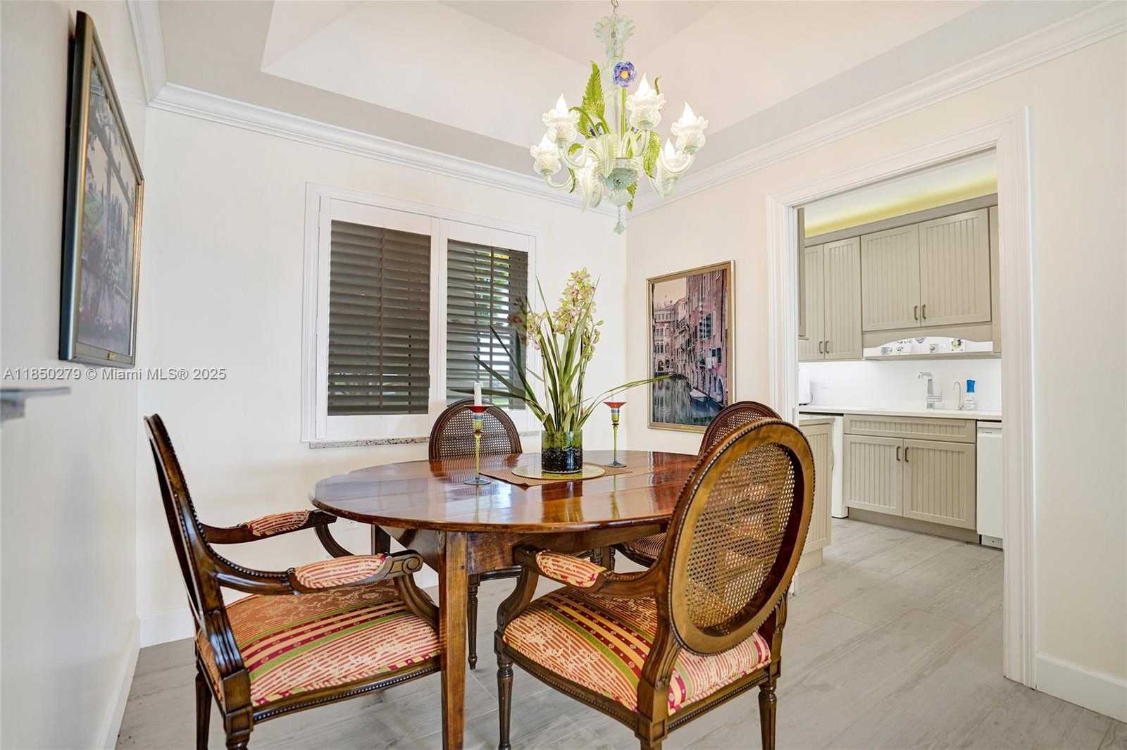 Small Image of 2160 IBIS ISLE RD #0030, Palm Beach Number 6