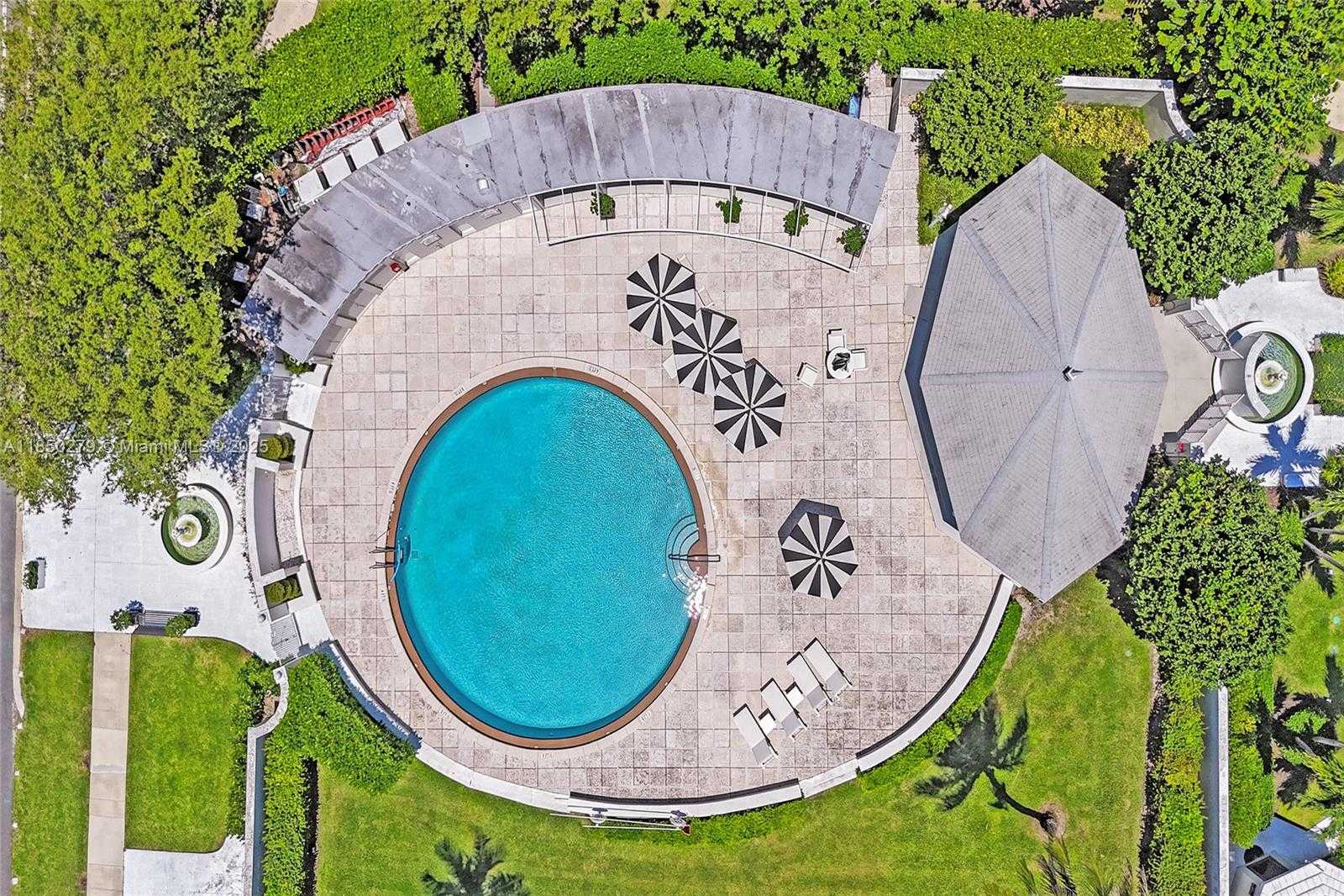 Small Image of 2160 IBIS ISLE RD #0030, Palm Beach Number 61